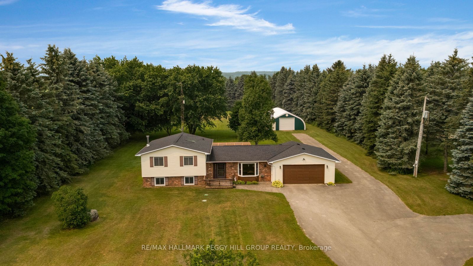 6506 5th Line Property Photo 1