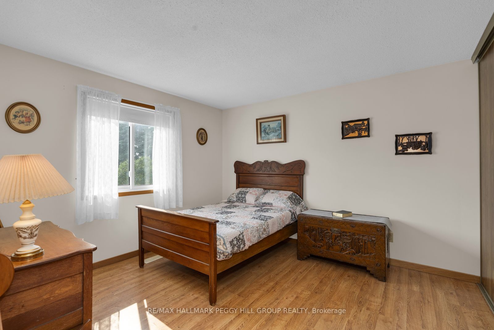 6506 5th Line Property Photo 8