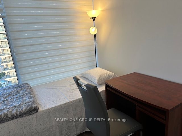 898 Portage Parkway 4002 Property Photo 8