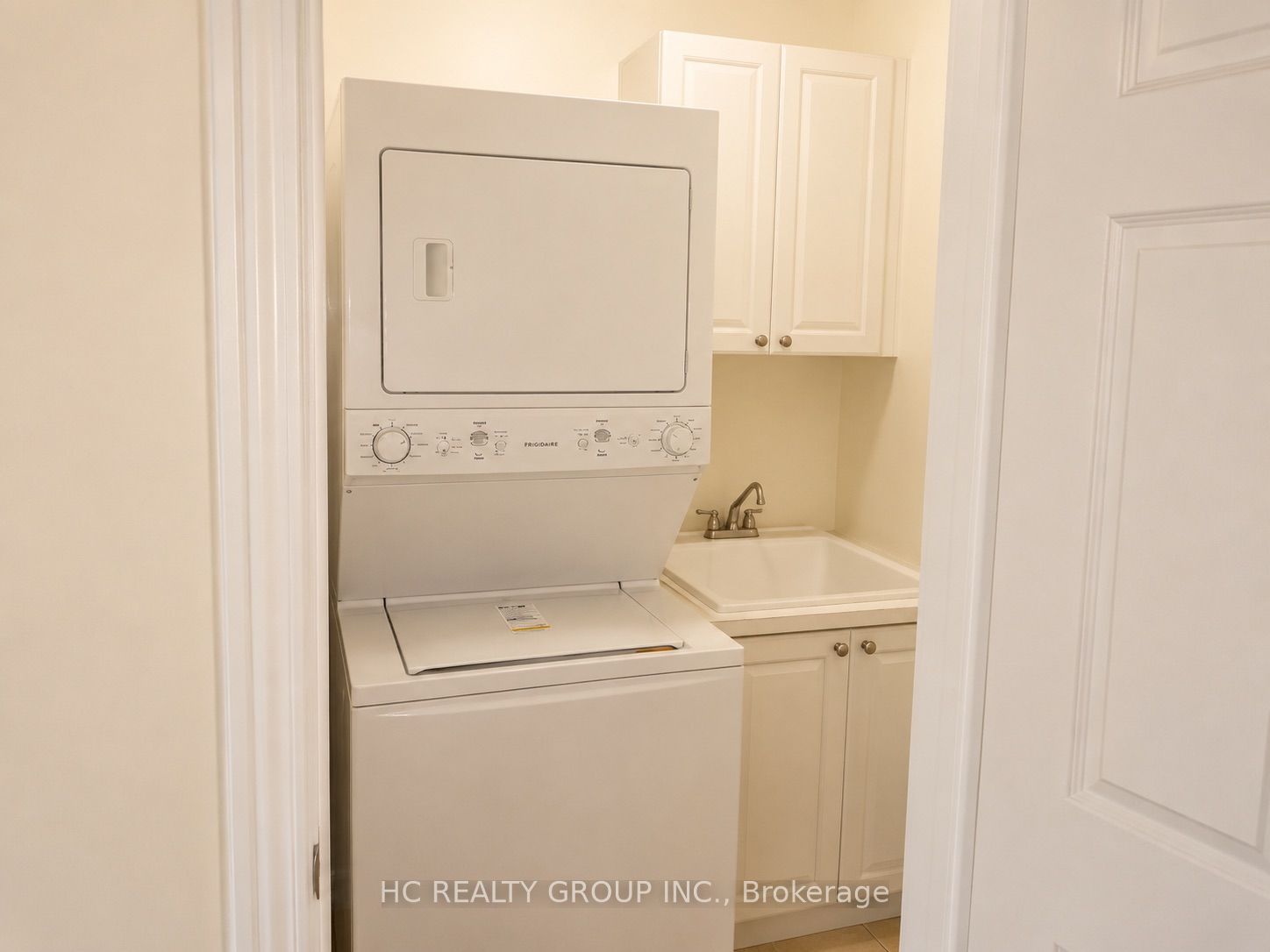 11 Sandwell Street Property Photo 12