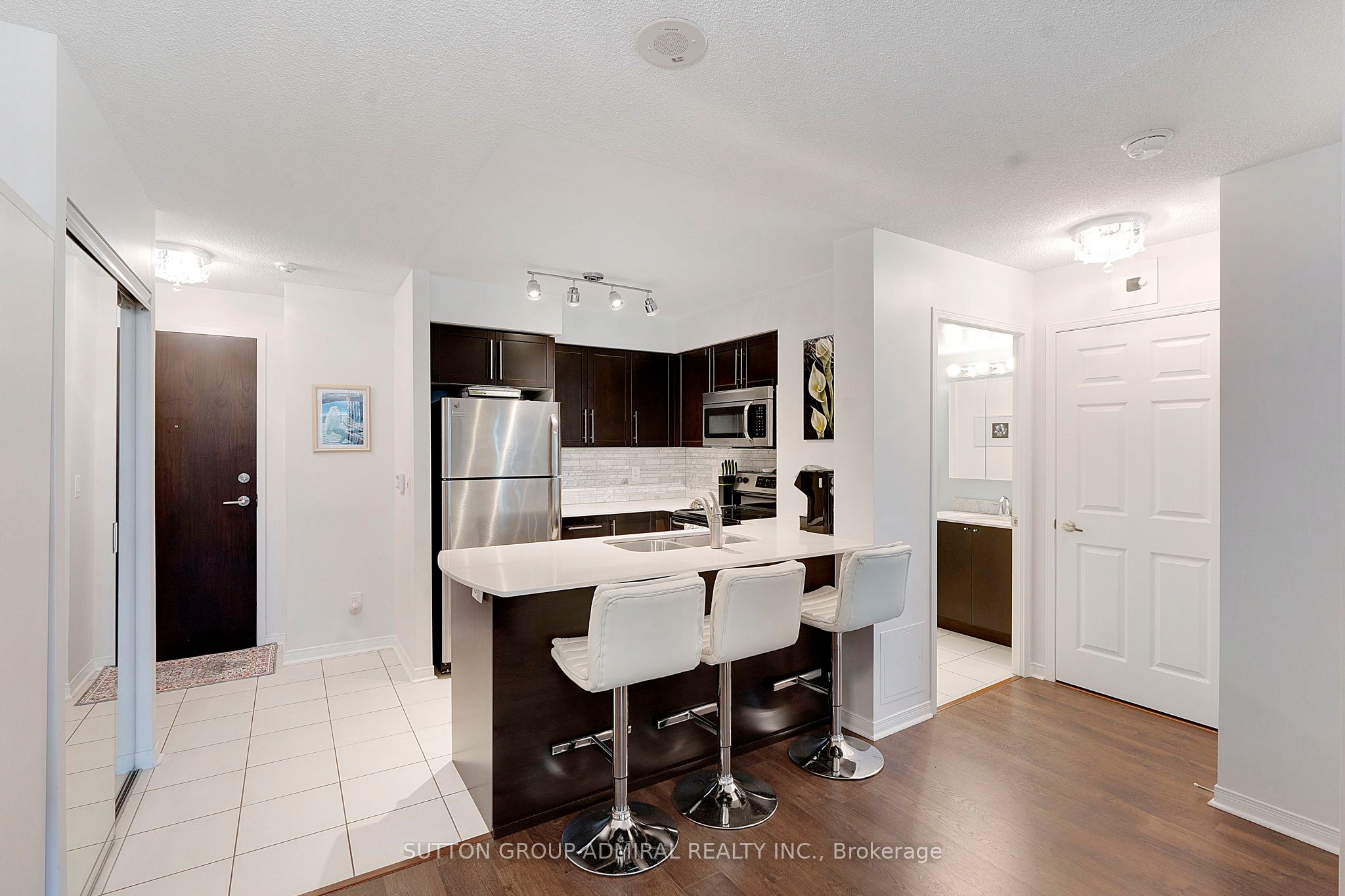 73 King William Crescent 307 Property Photo 11