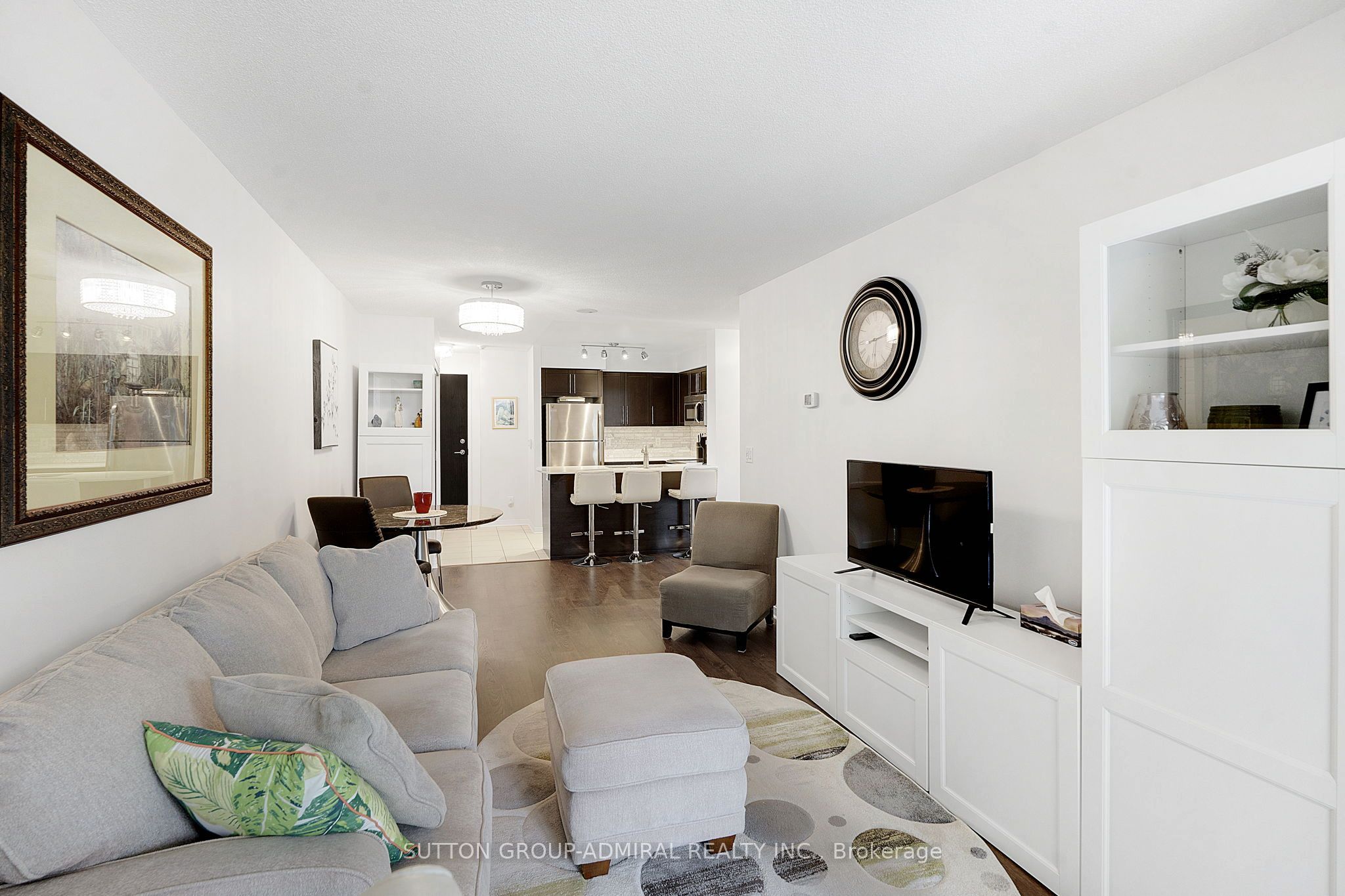73 King William Crescent 307 Property Photo 14
