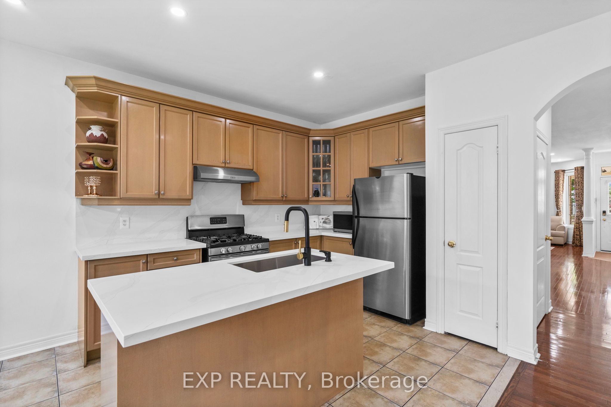 71 Pillar Rock Crescent Property Photo 15