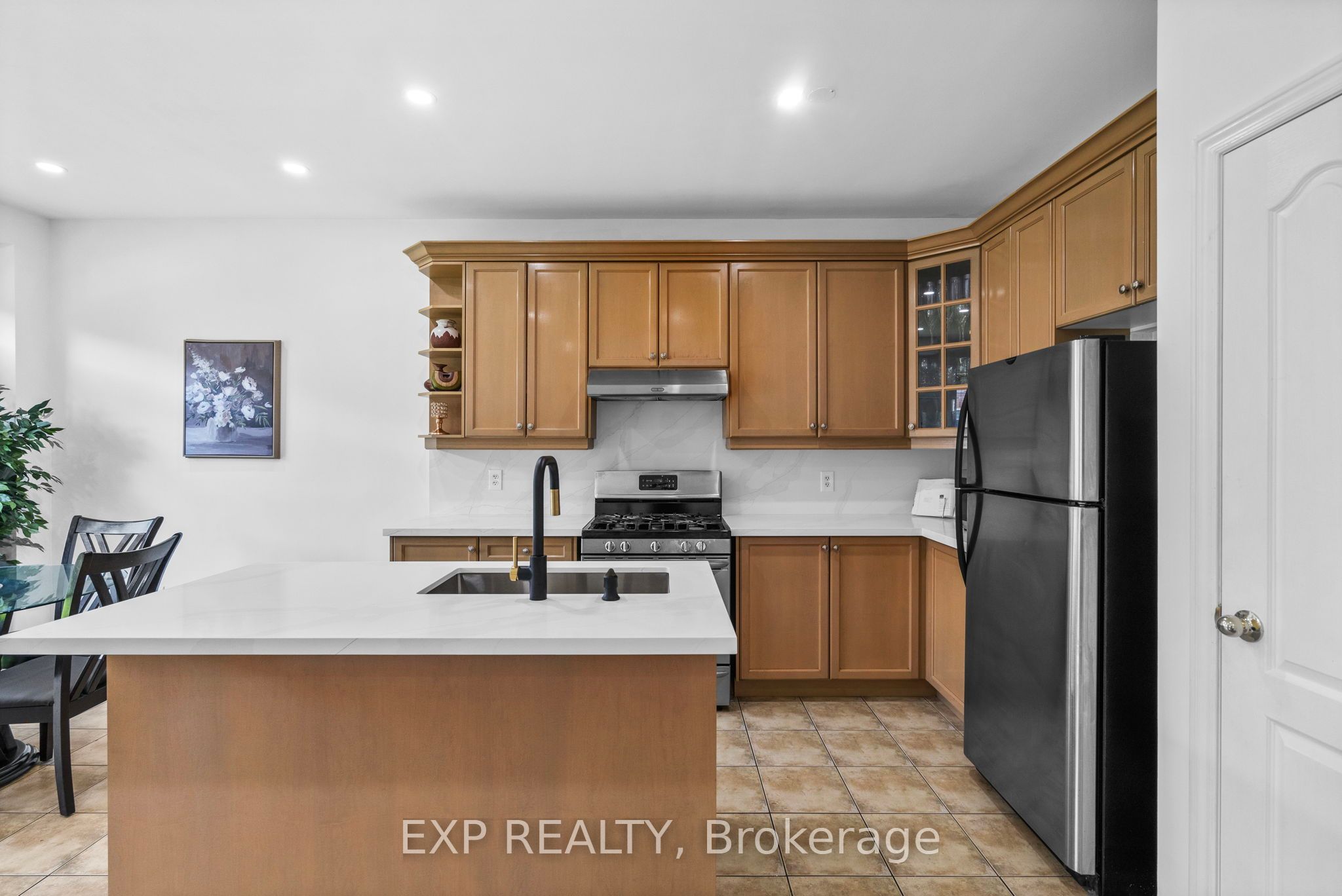71 Pillar Rock Crescent Property Photo 16