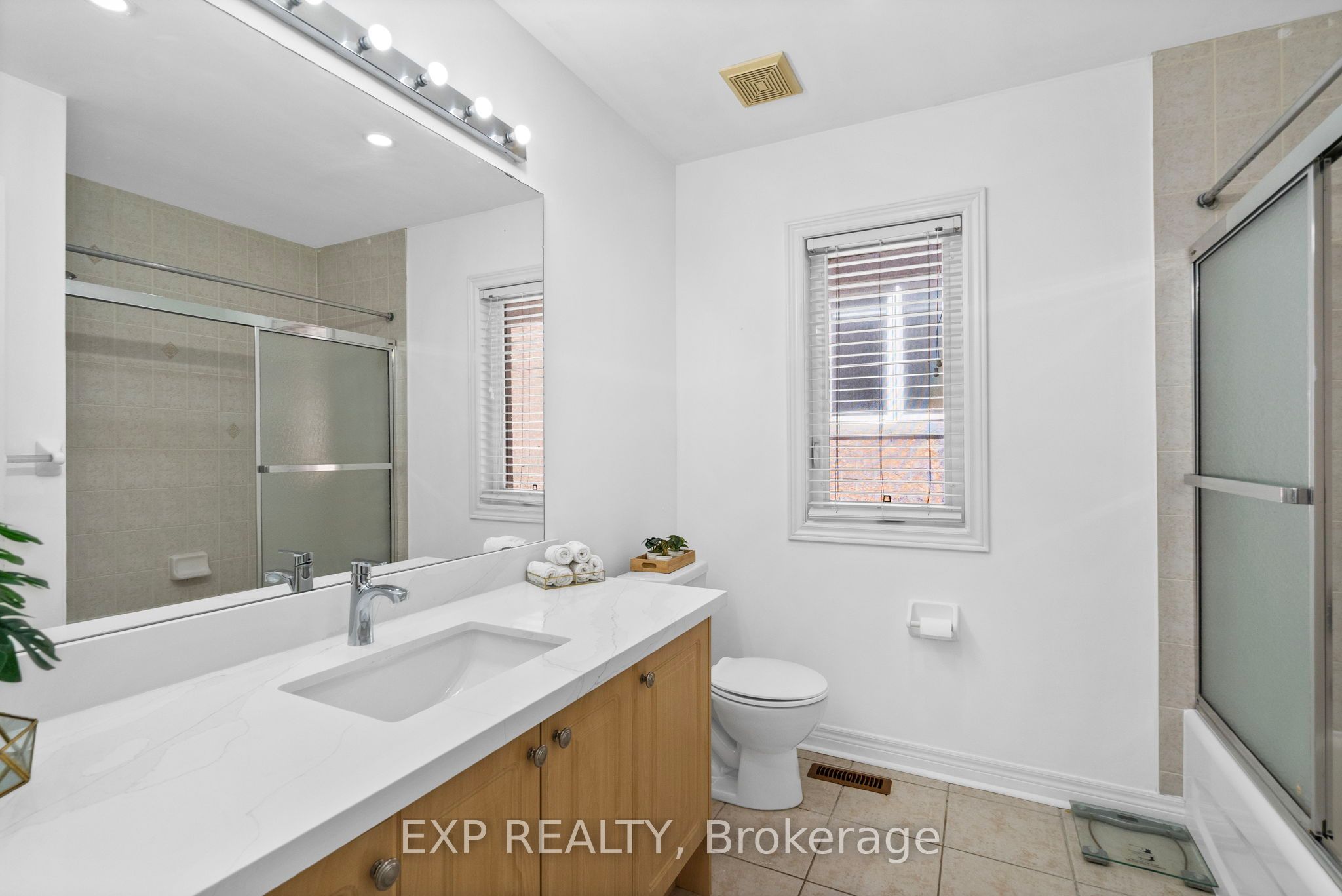 71 Pillar Rock Crescent Property Photo 32
