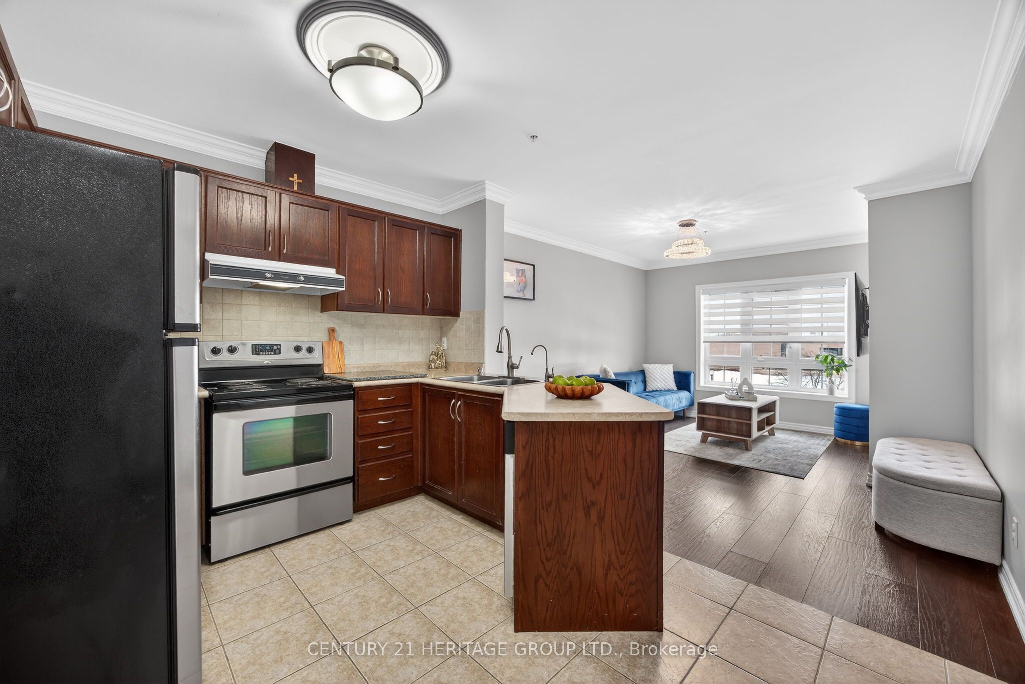 112 Simcoe Road 214 Property Photo 1