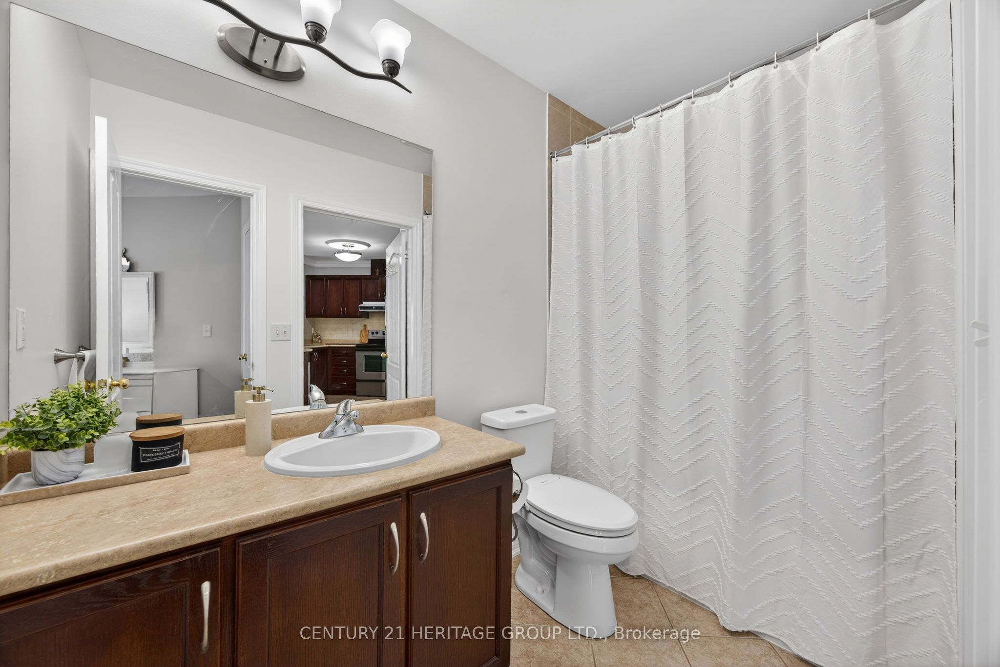 112 Simcoe Road 214 Property Photo 5