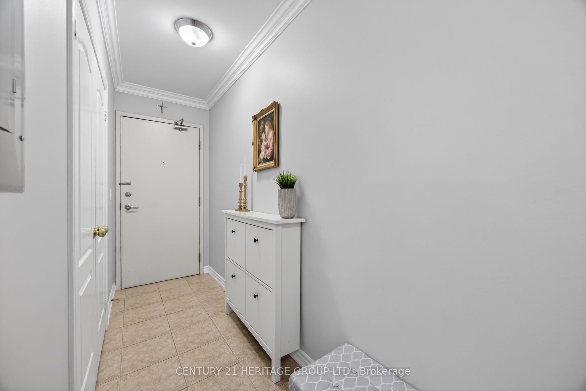 112 Simcoe Road 214 Property Photo 17