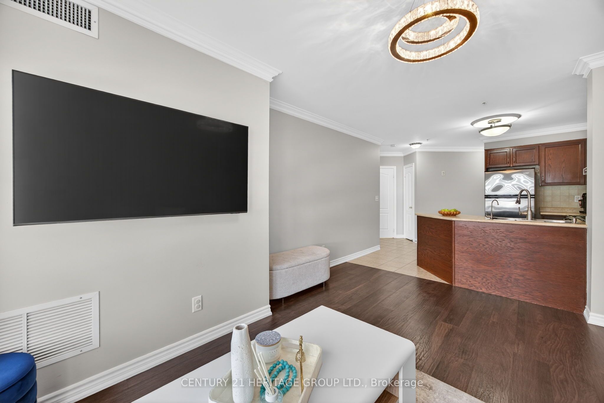 112 Simcoe Road 214 Property Photo 21