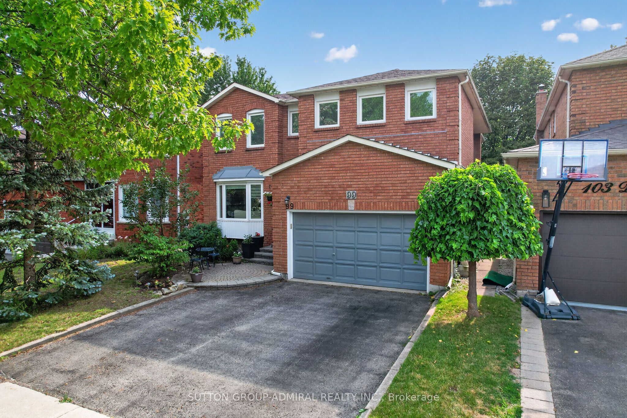 99 Dundurn Crescent Property Photo 1