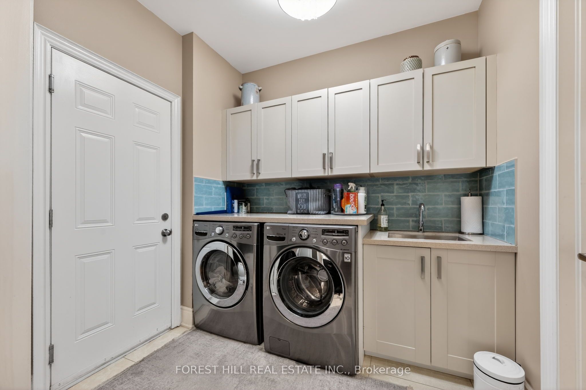 111 Vines Place Property Photo 11