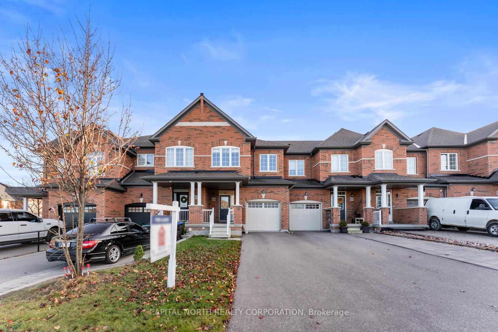 84 Fortis Crescent Property Photo 1