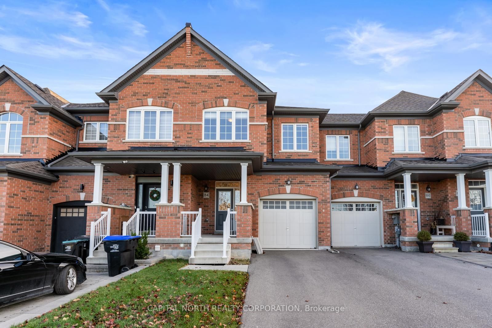 84 Fortis Crescent Property Photo 2