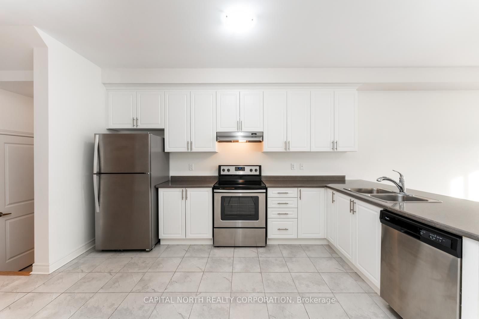 84 Fortis Crescent Property Photo 7