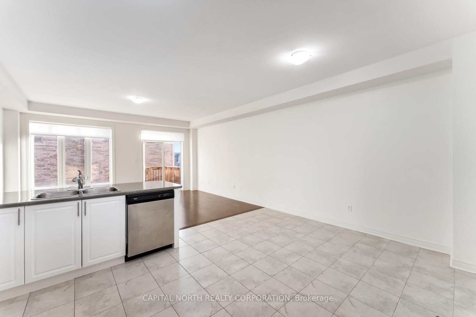 84 Fortis Crescent Property Photo 9