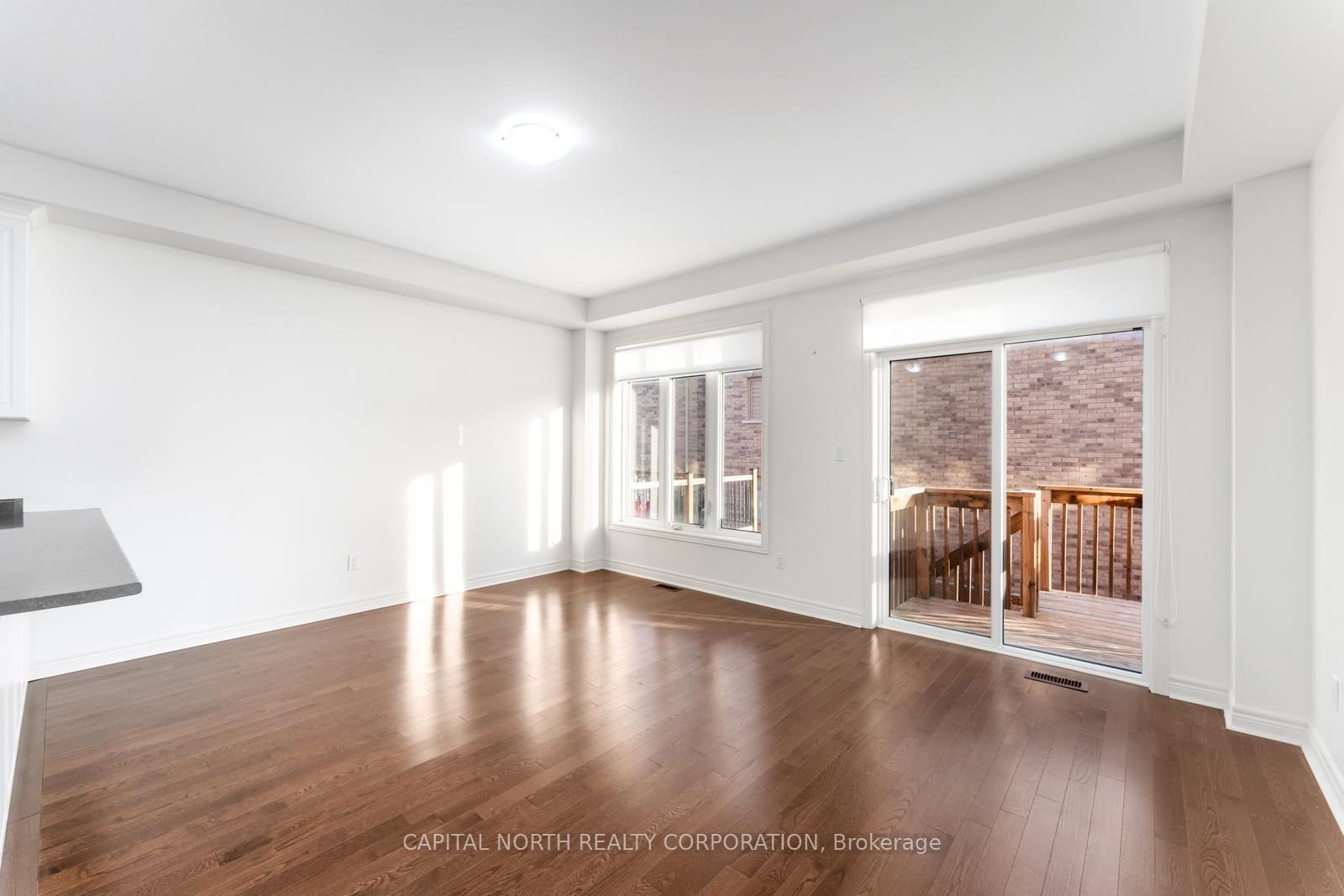 84 Fortis Crescent Property Photo 14