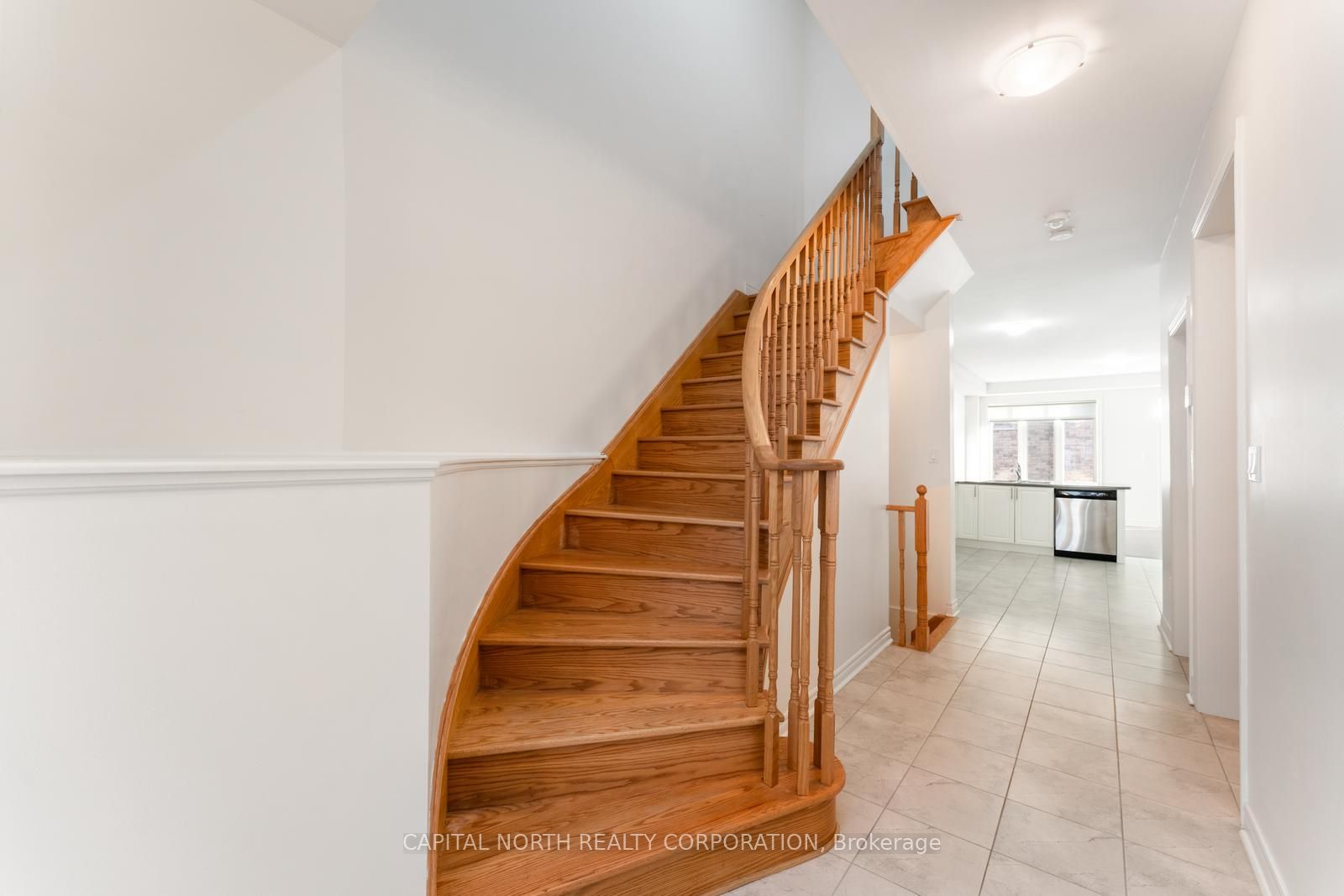 84 Fortis Crescent Property Photo 19