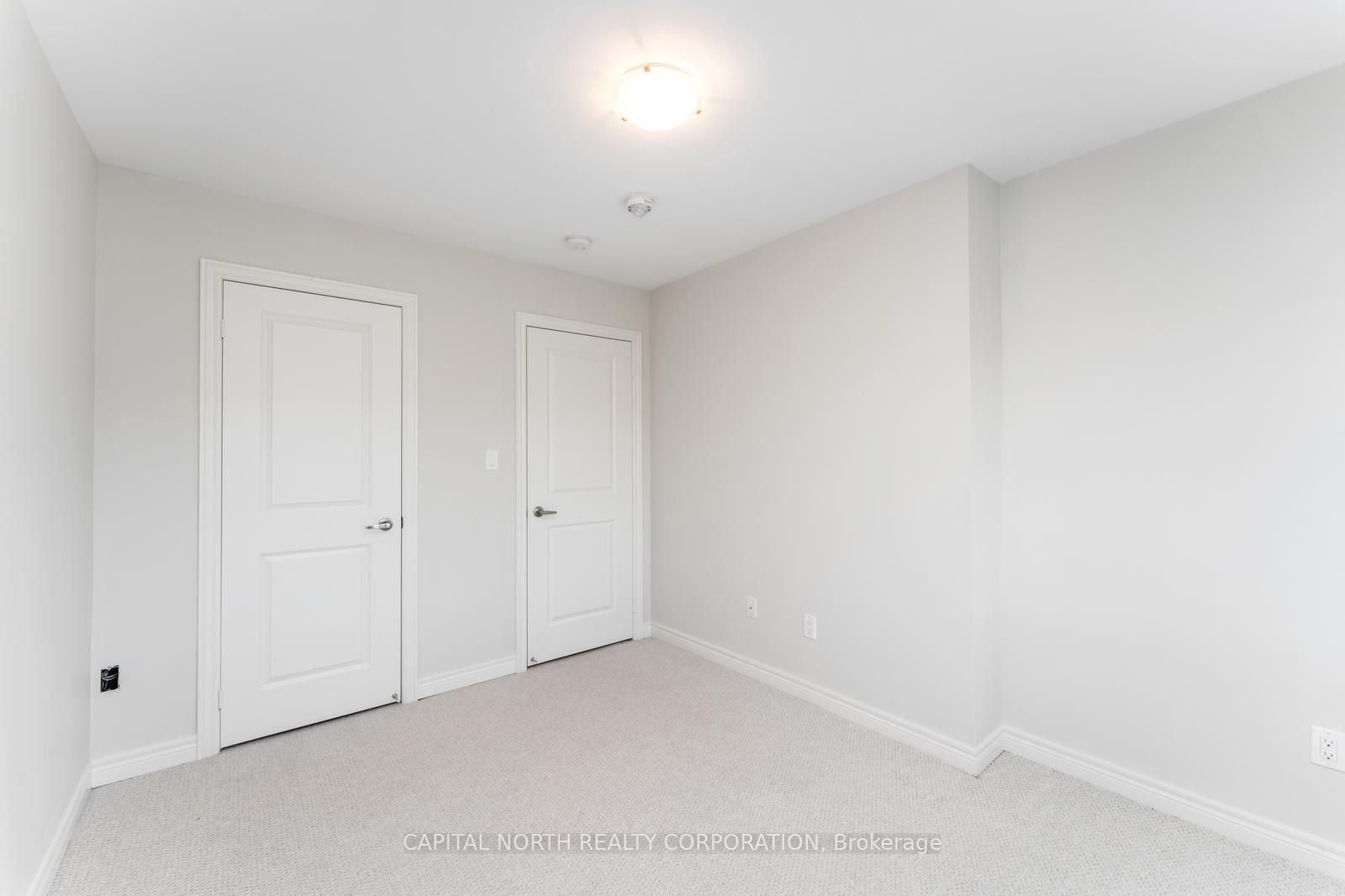 84 Fortis Crescent Property Photo 30