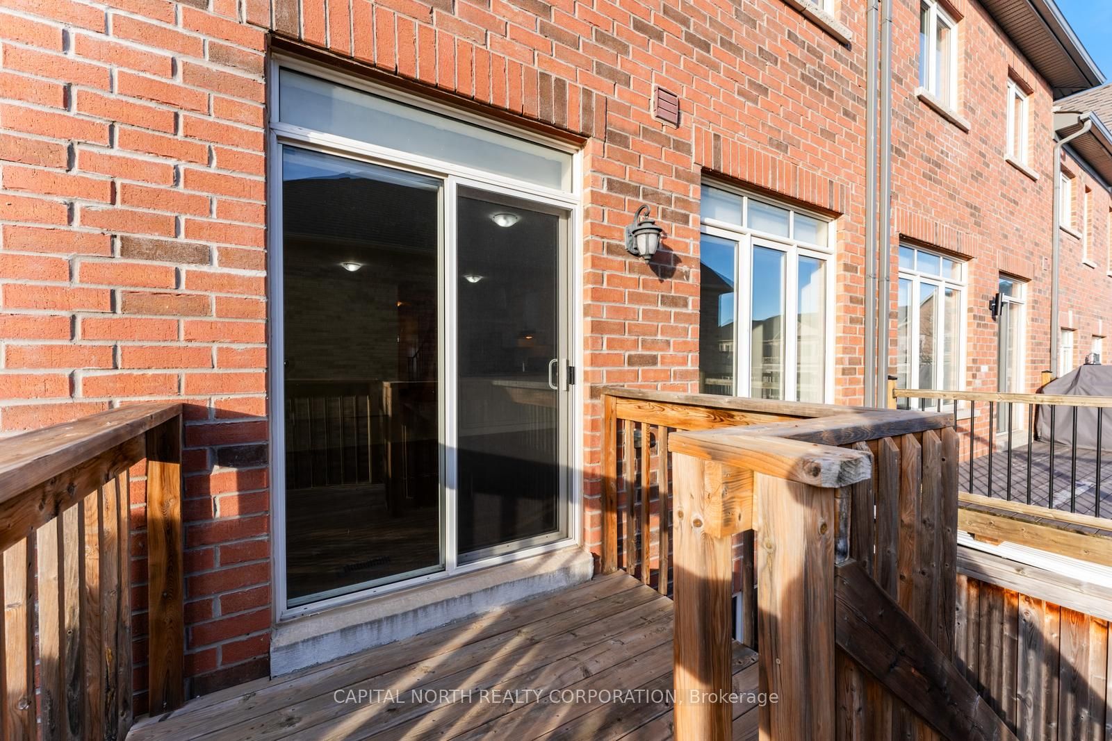 84 Fortis Crescent Property Photo 34