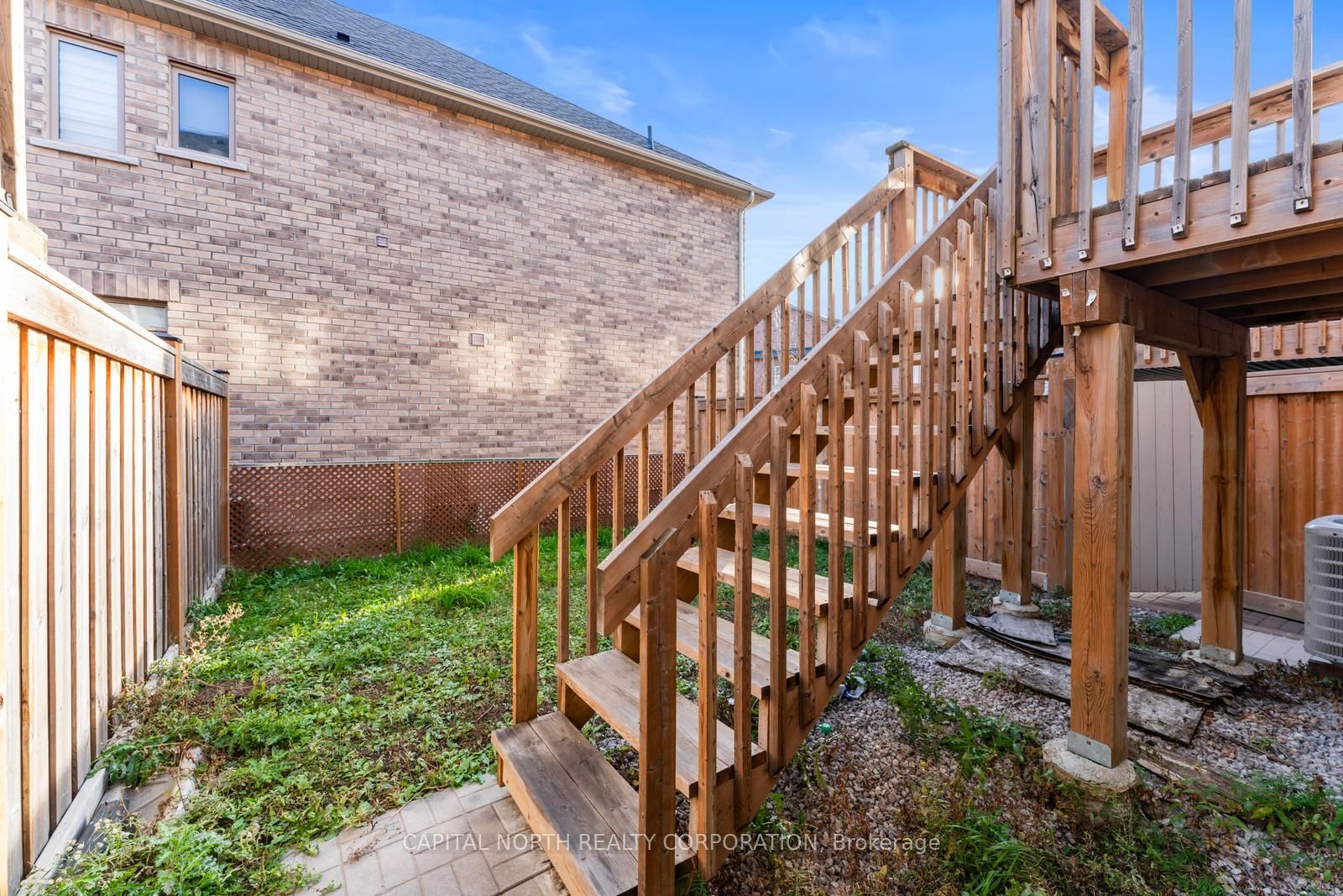 84 Fortis Crescent Property Photo 35