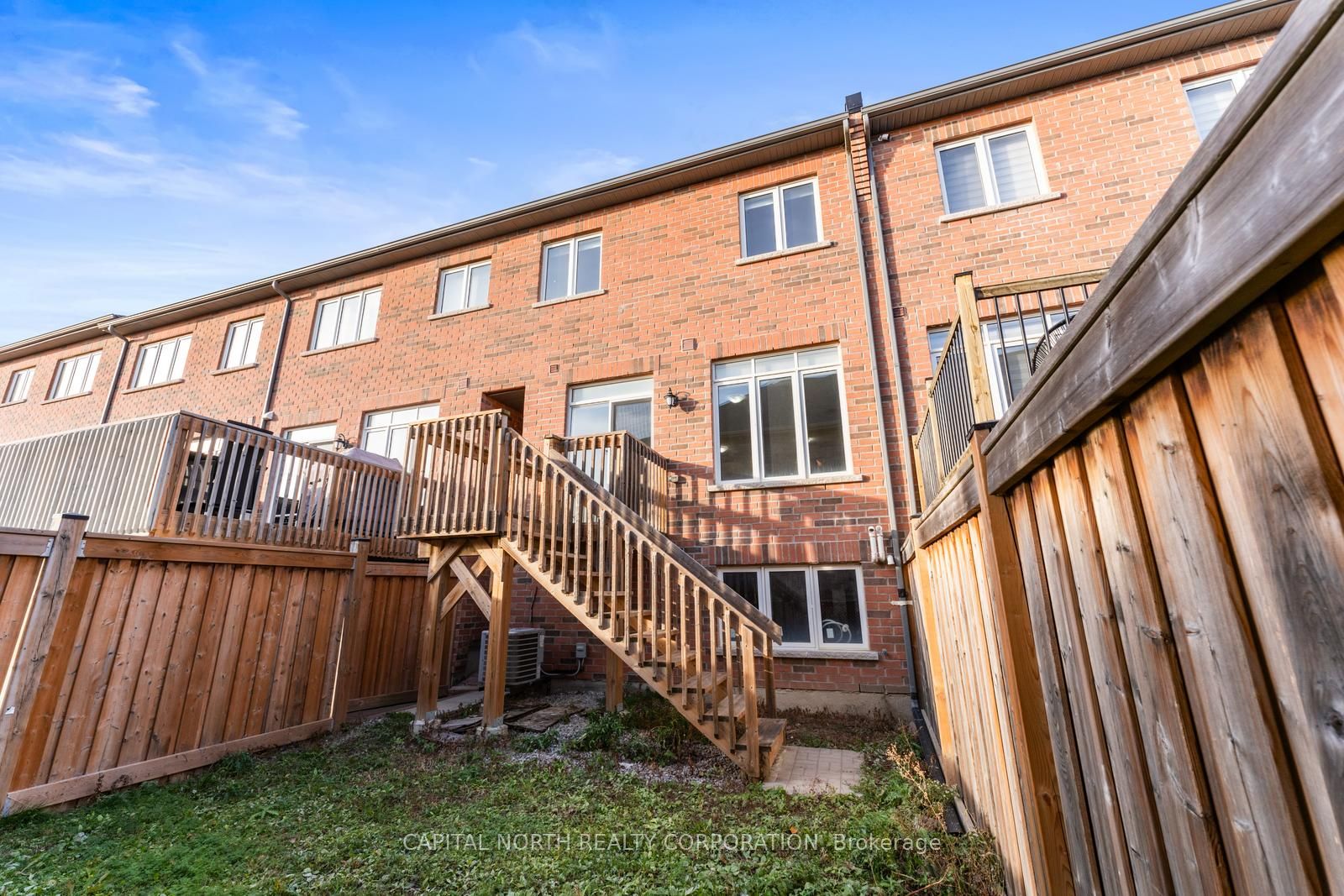 84 Fortis Crescent Property Photo 36