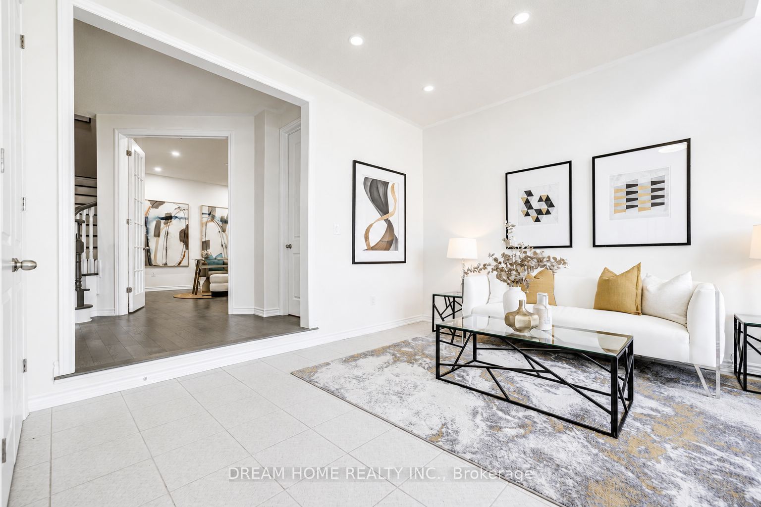7 Charles White Court Property Photo 6