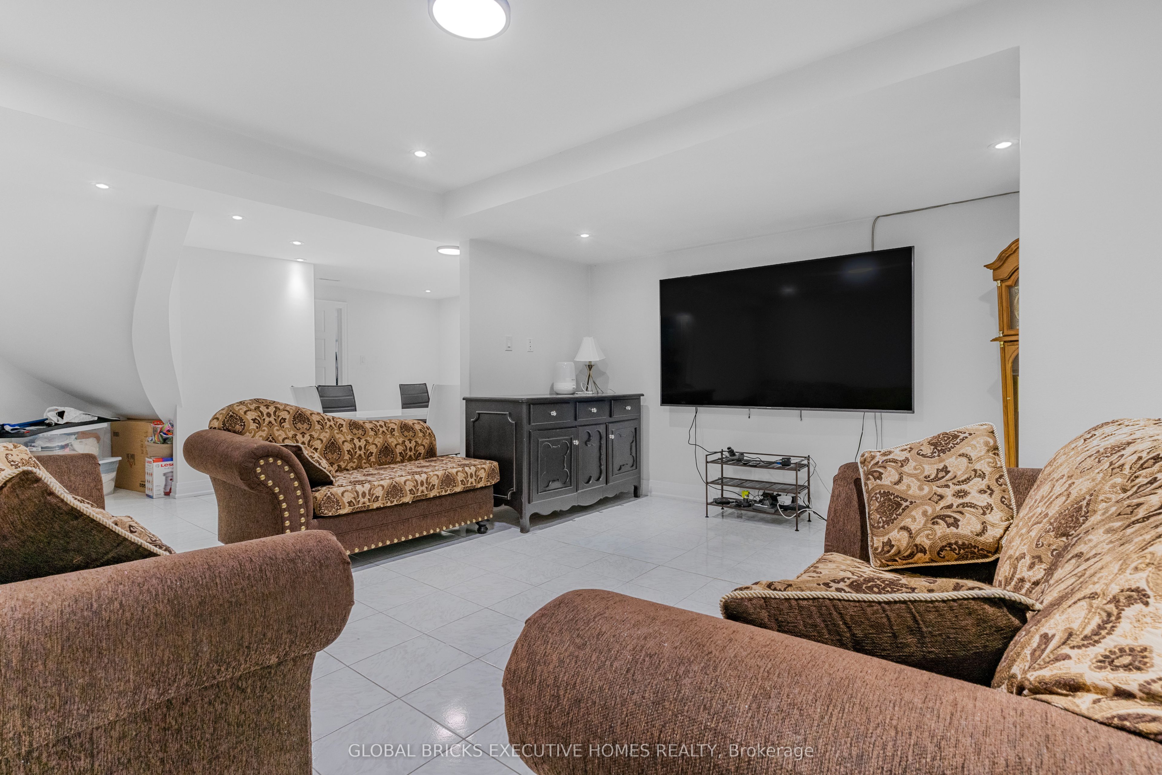 99 Benjamin Drive Property Photo 29