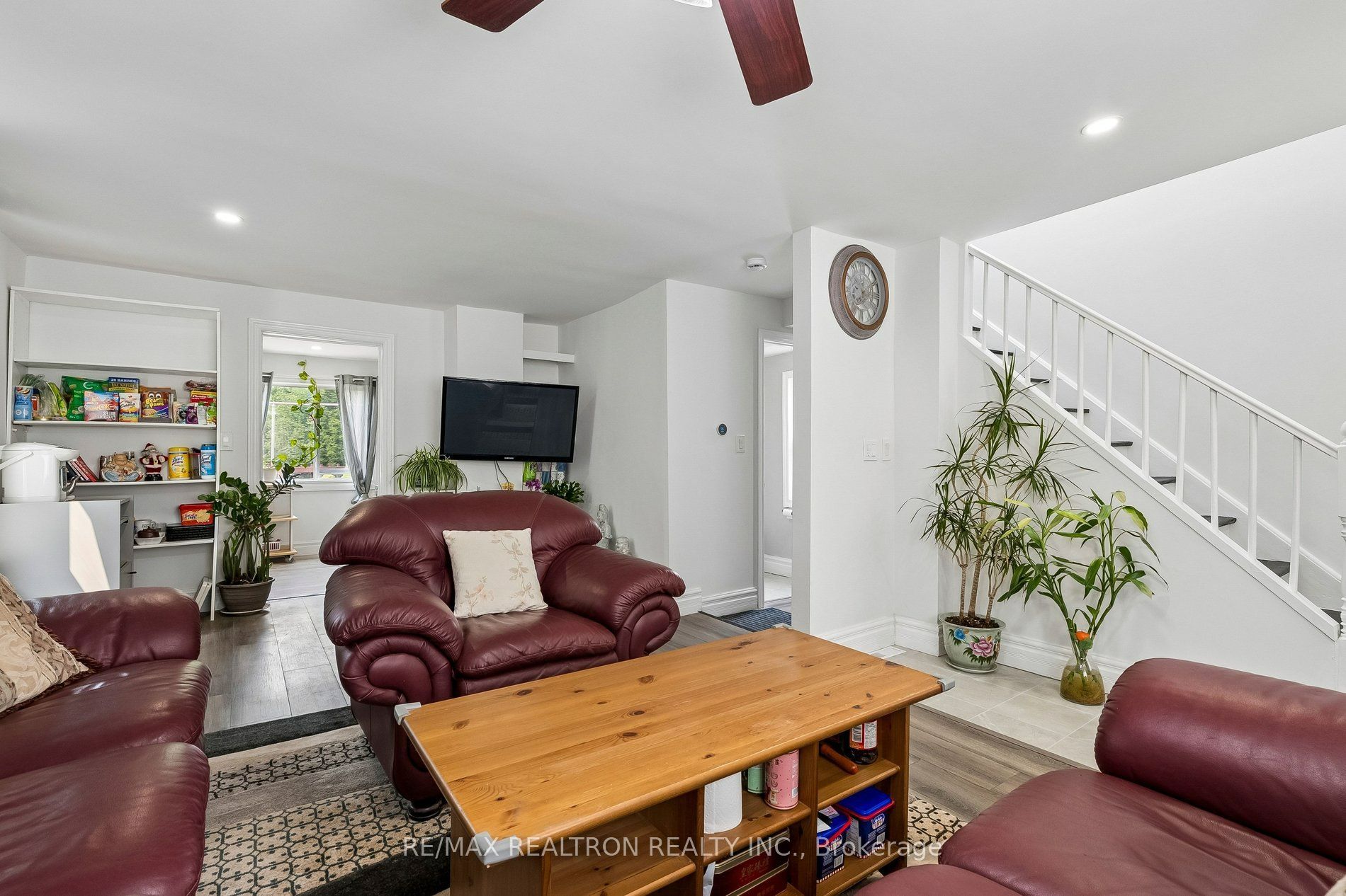 28 Machell Avenue Property Photo 5