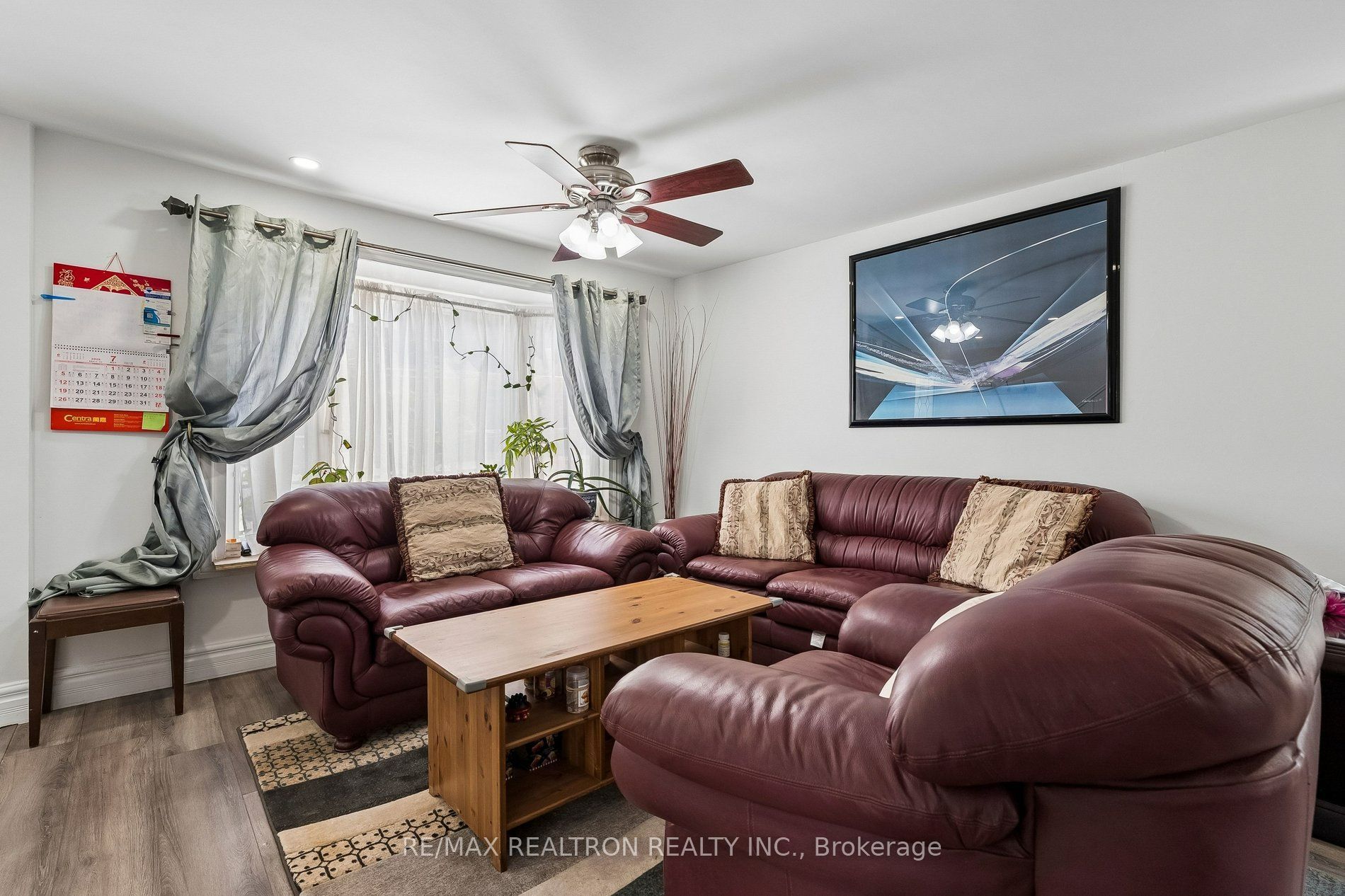 28 Machell Avenue Property Photo 7