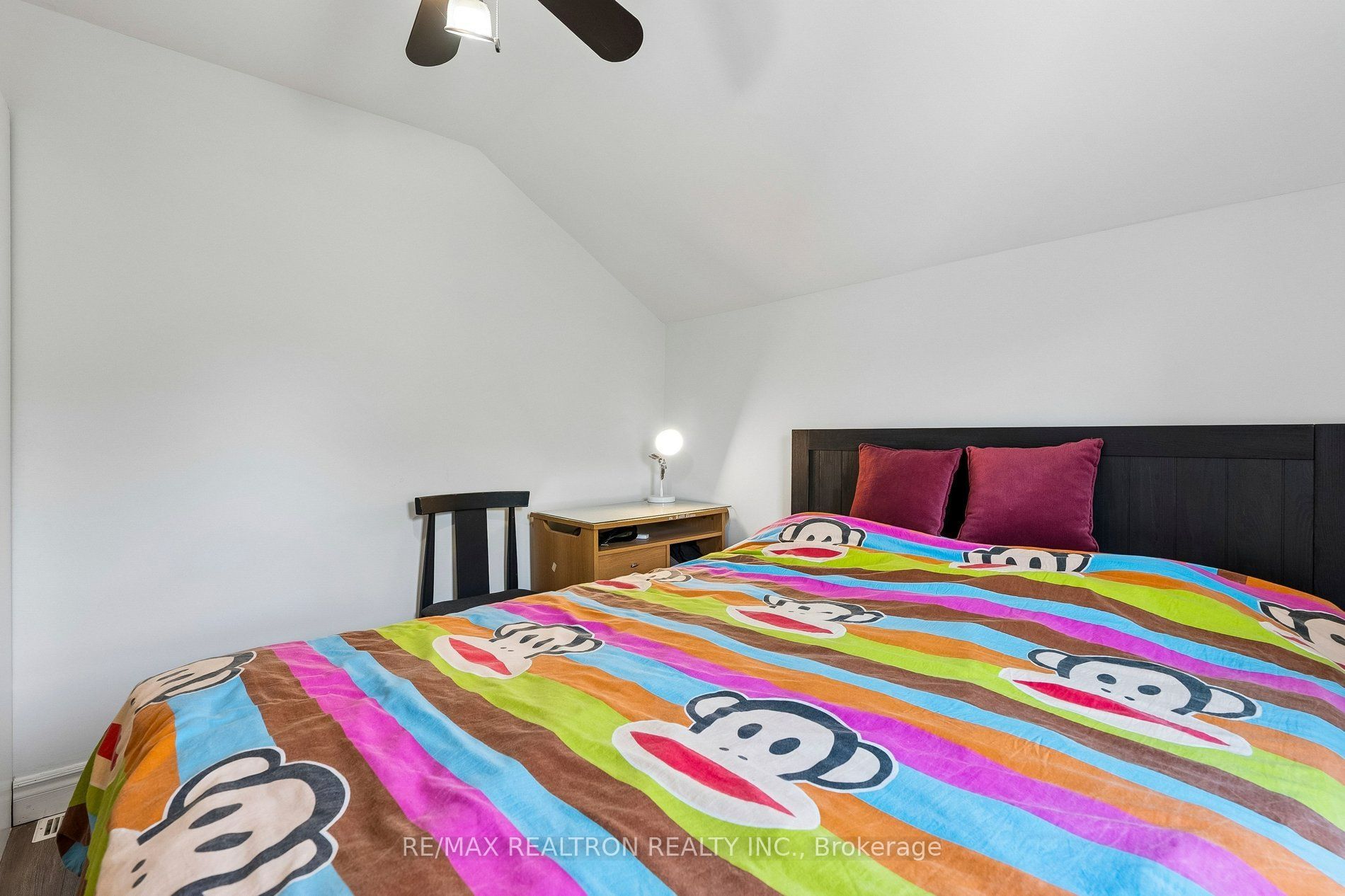 28 Machell Avenue Property Photo 22