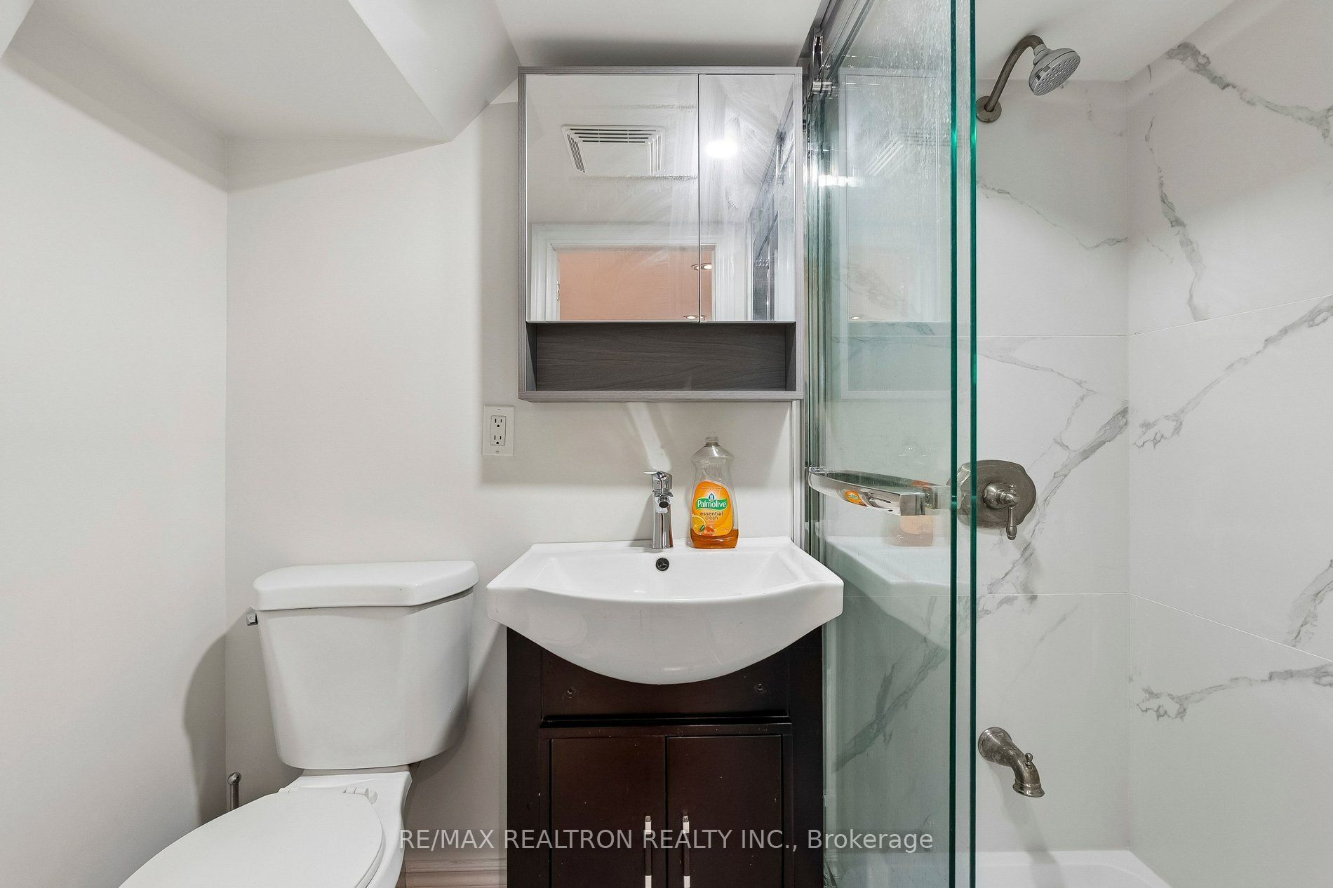 28 Machell Avenue Property Photo 33