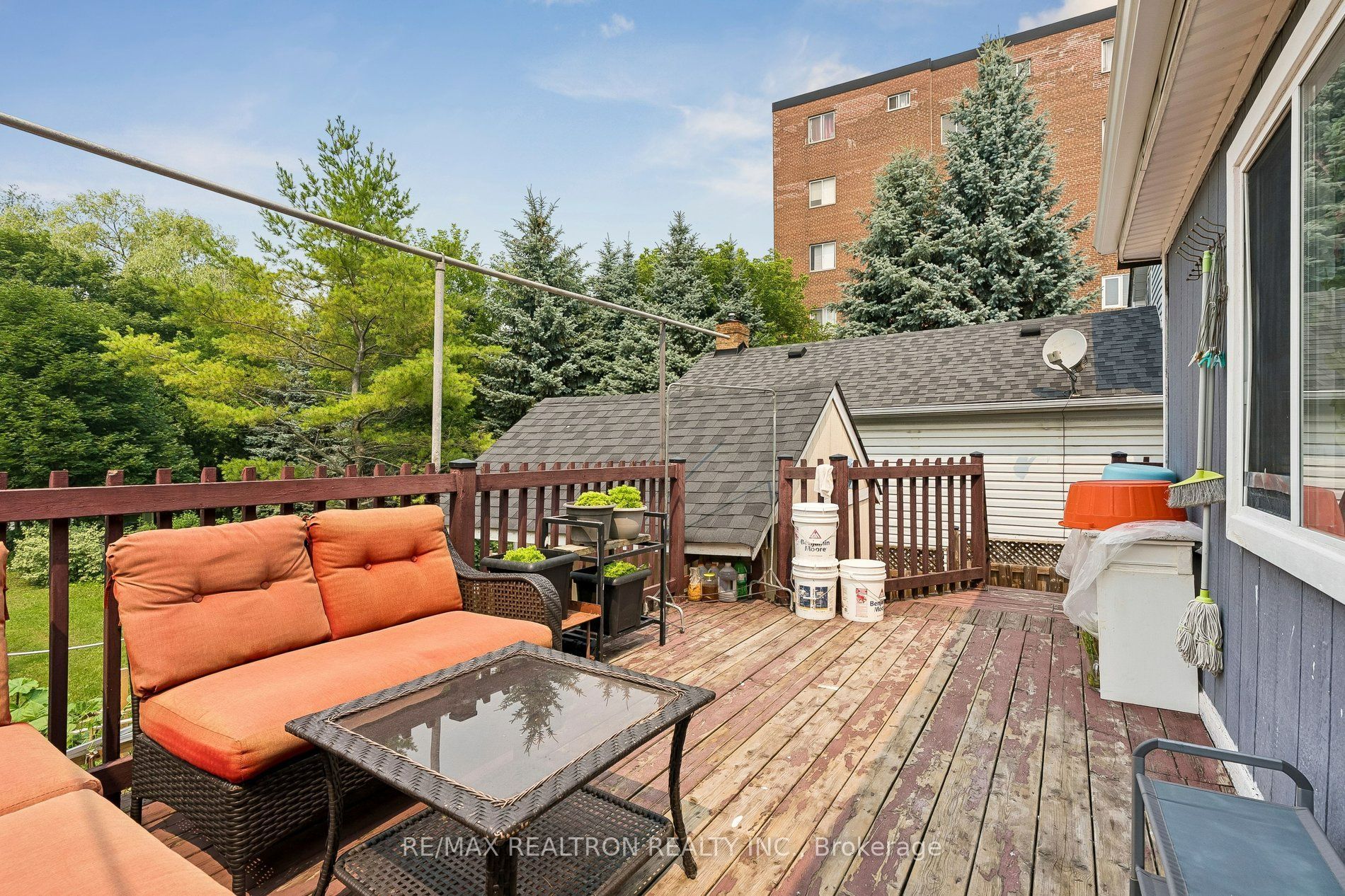 28 Machell Avenue Property Photo 36