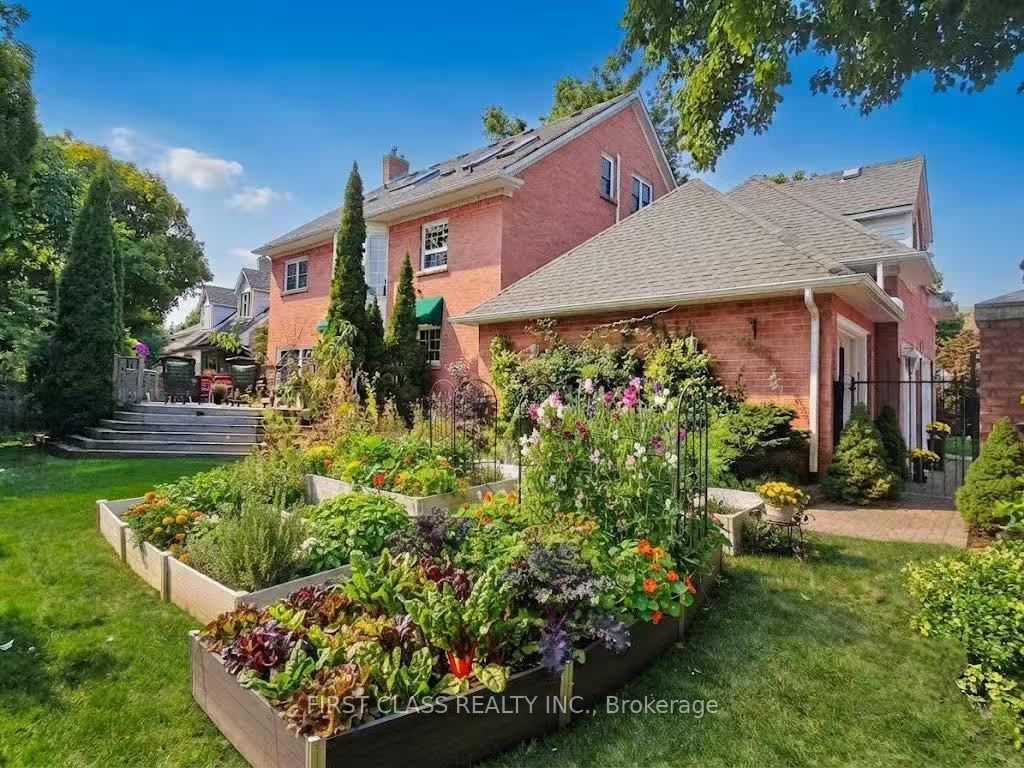 125 Longwater Chase Property Photo 47