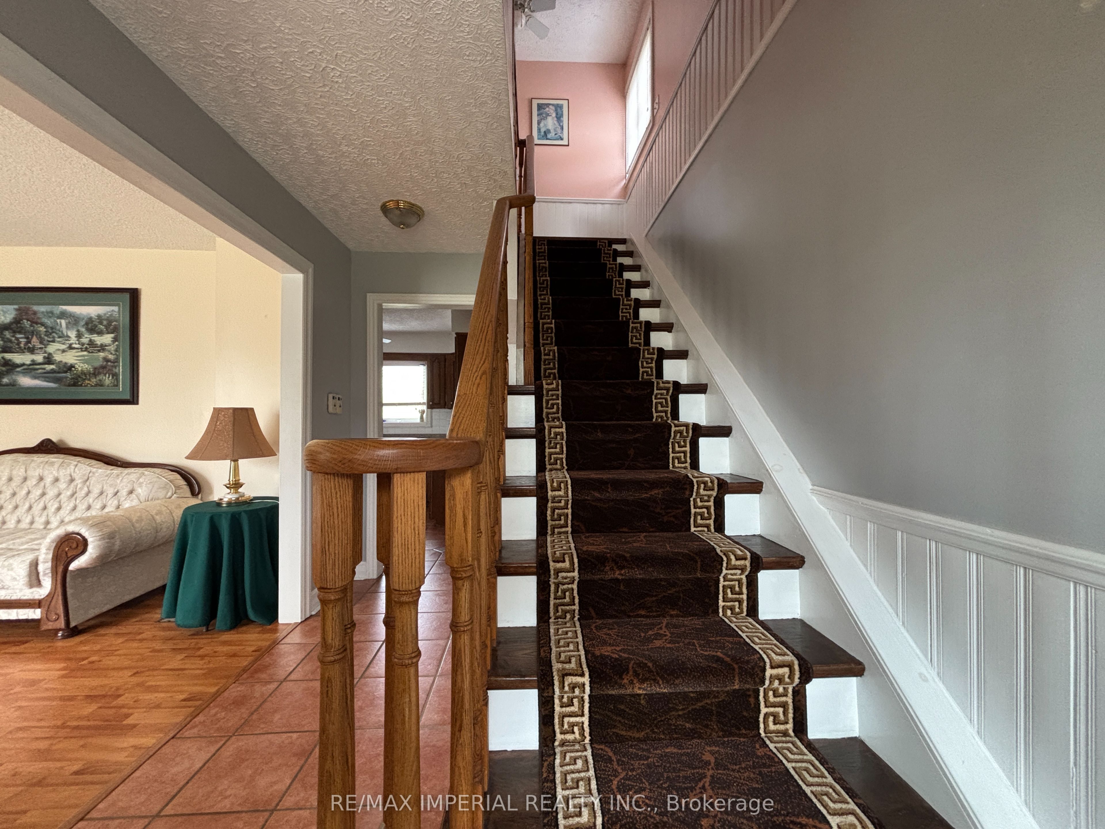 23276 Highway 48 Road Property Photo 11