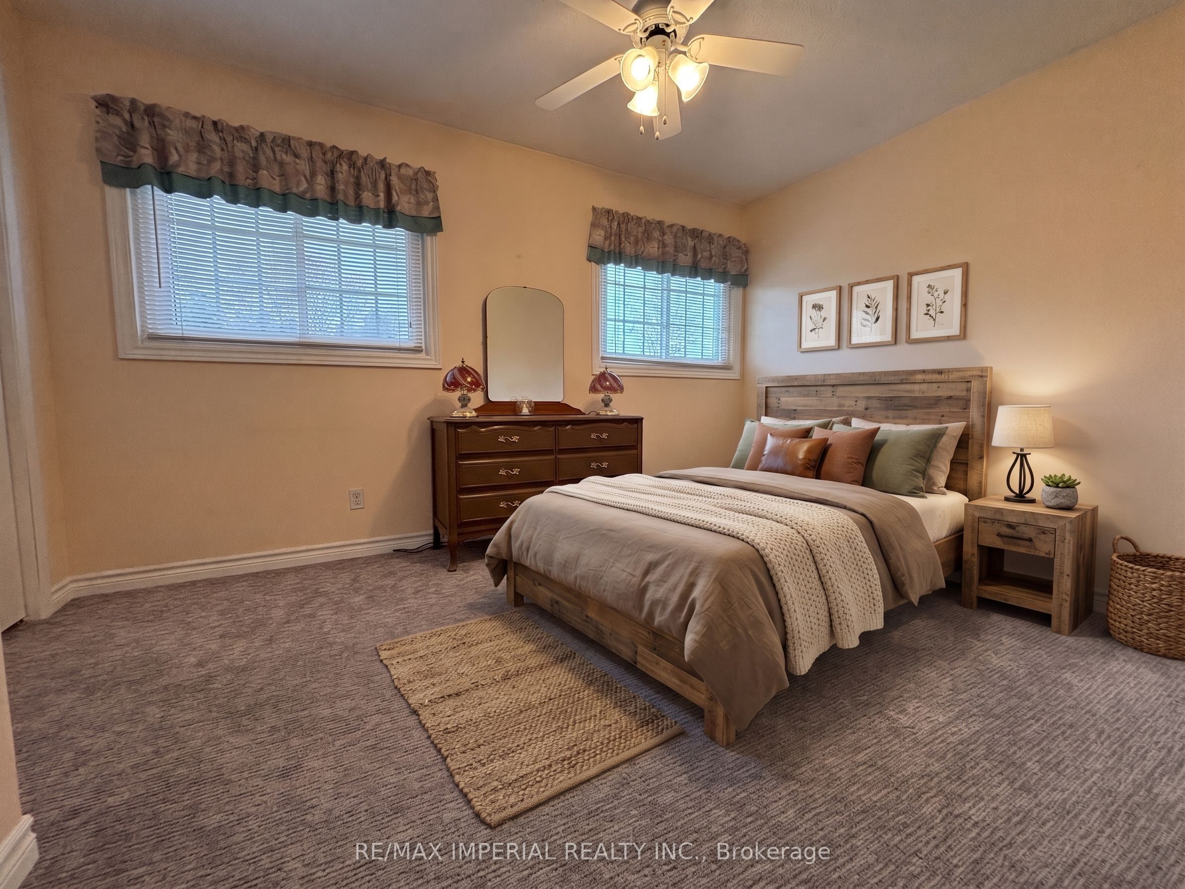 23276 Highway 48 Road Property Photo 15