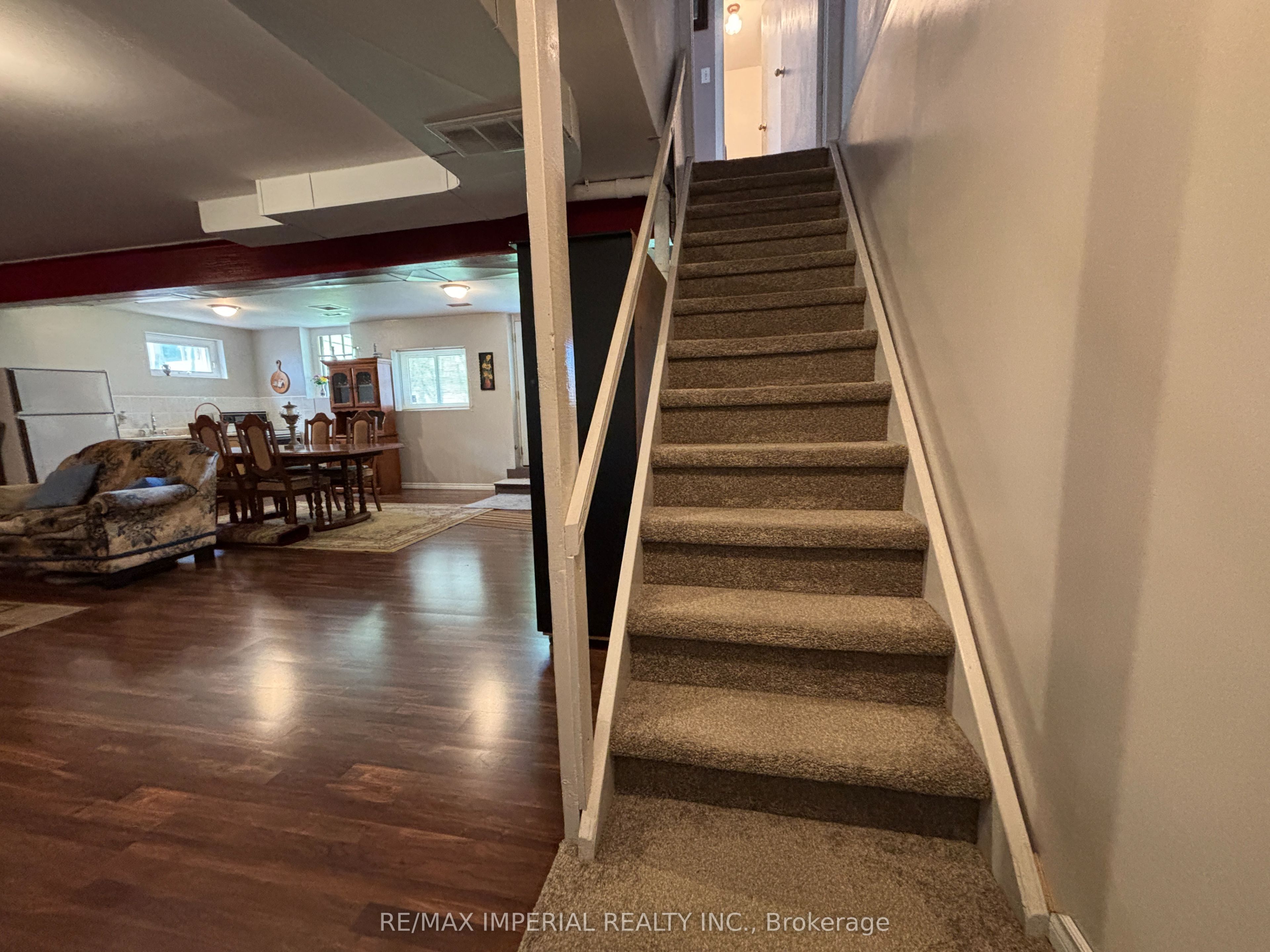 23276 Highway 48 Road Property Photo 16