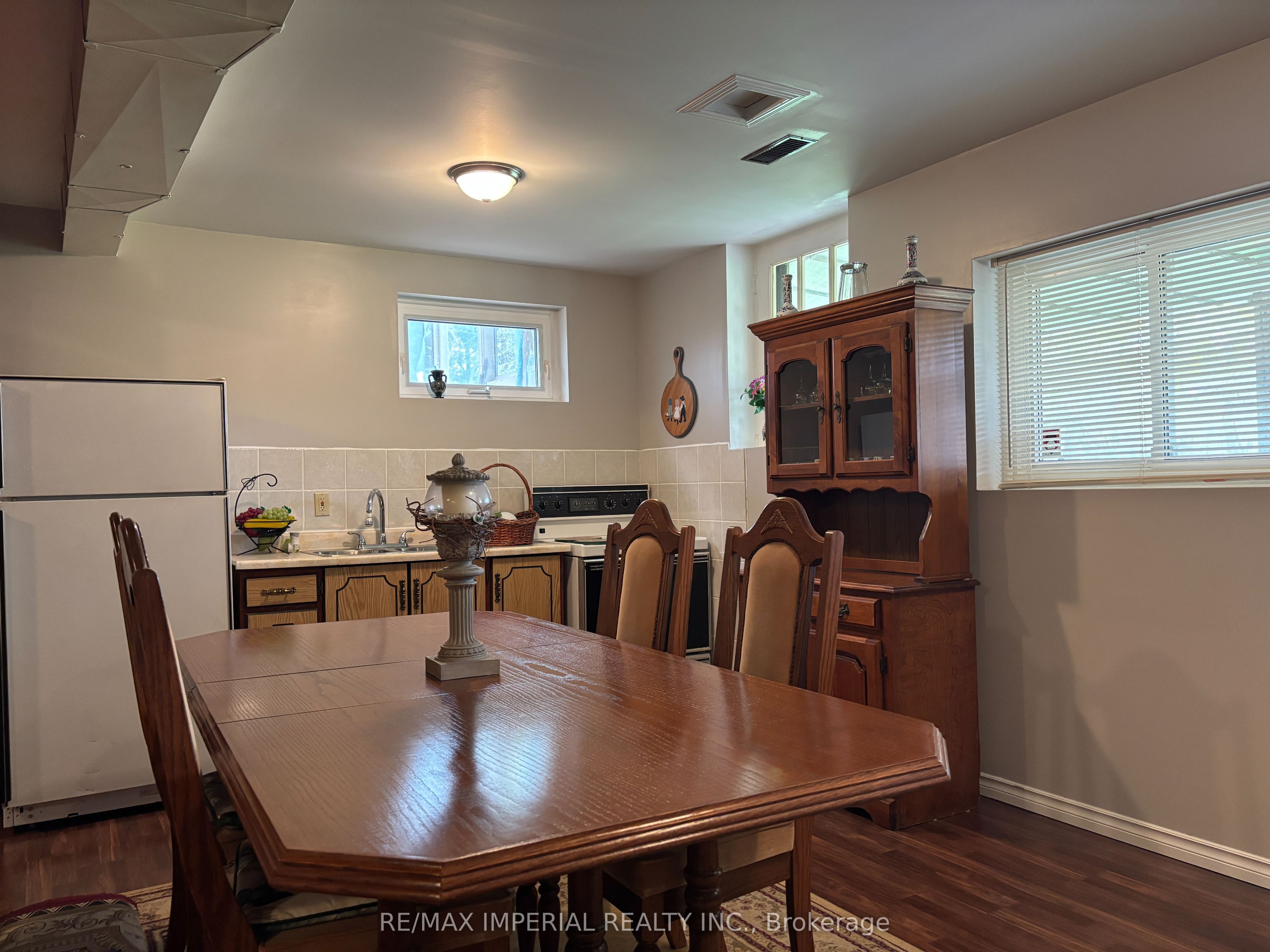 23276 Highway 48 Road Property Photo 18
