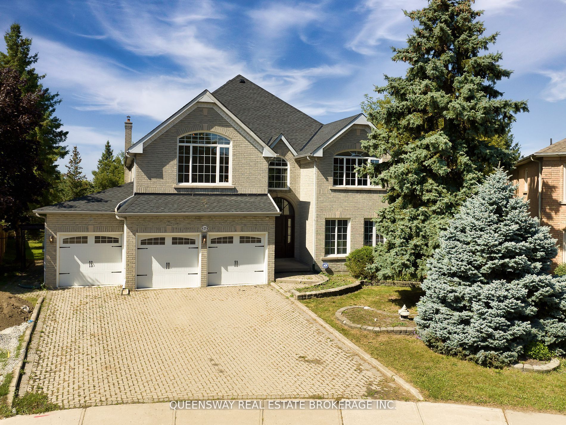 619 Culler Mews Property Photo 2