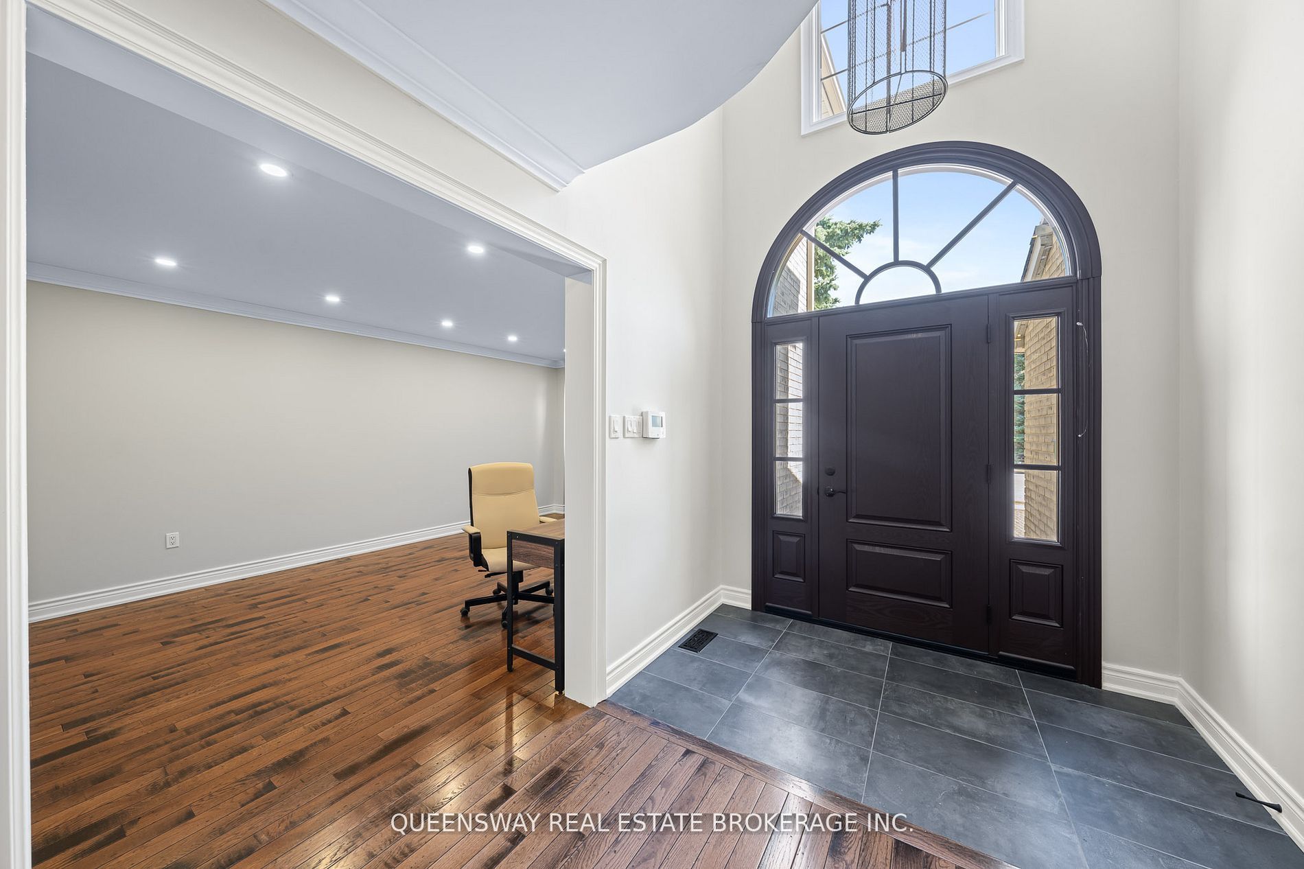 619 Culler Mews Property Photo 9