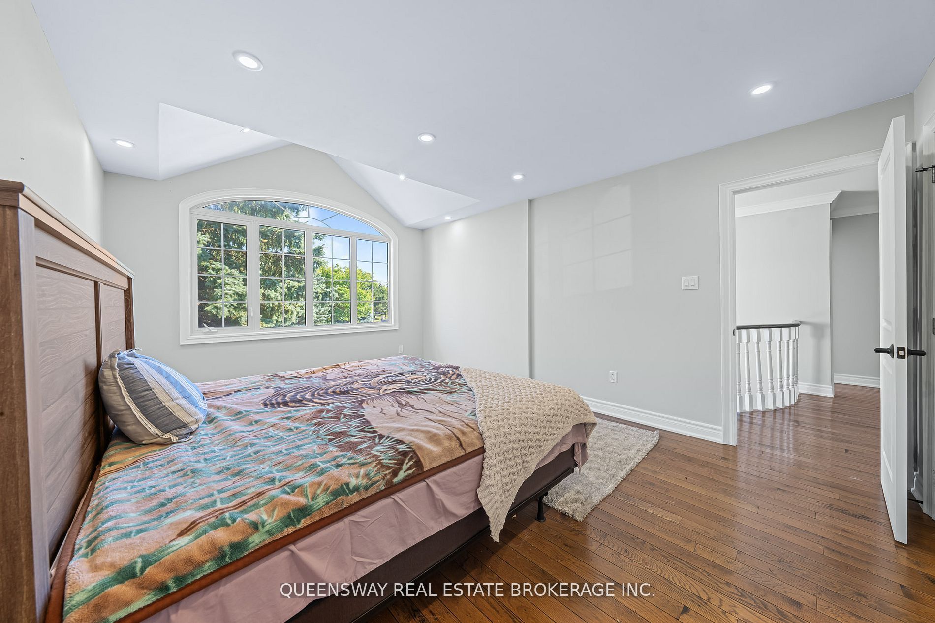 619 Culler Mews Property Photo 19