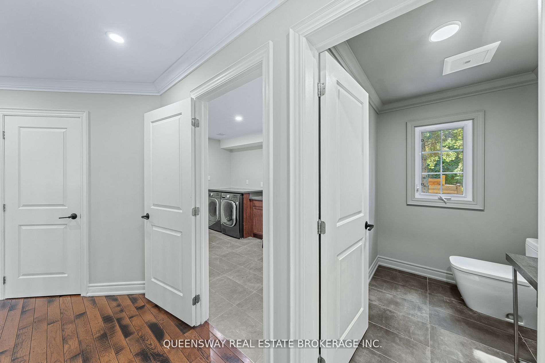 619 Culler Mews Property Photo 21