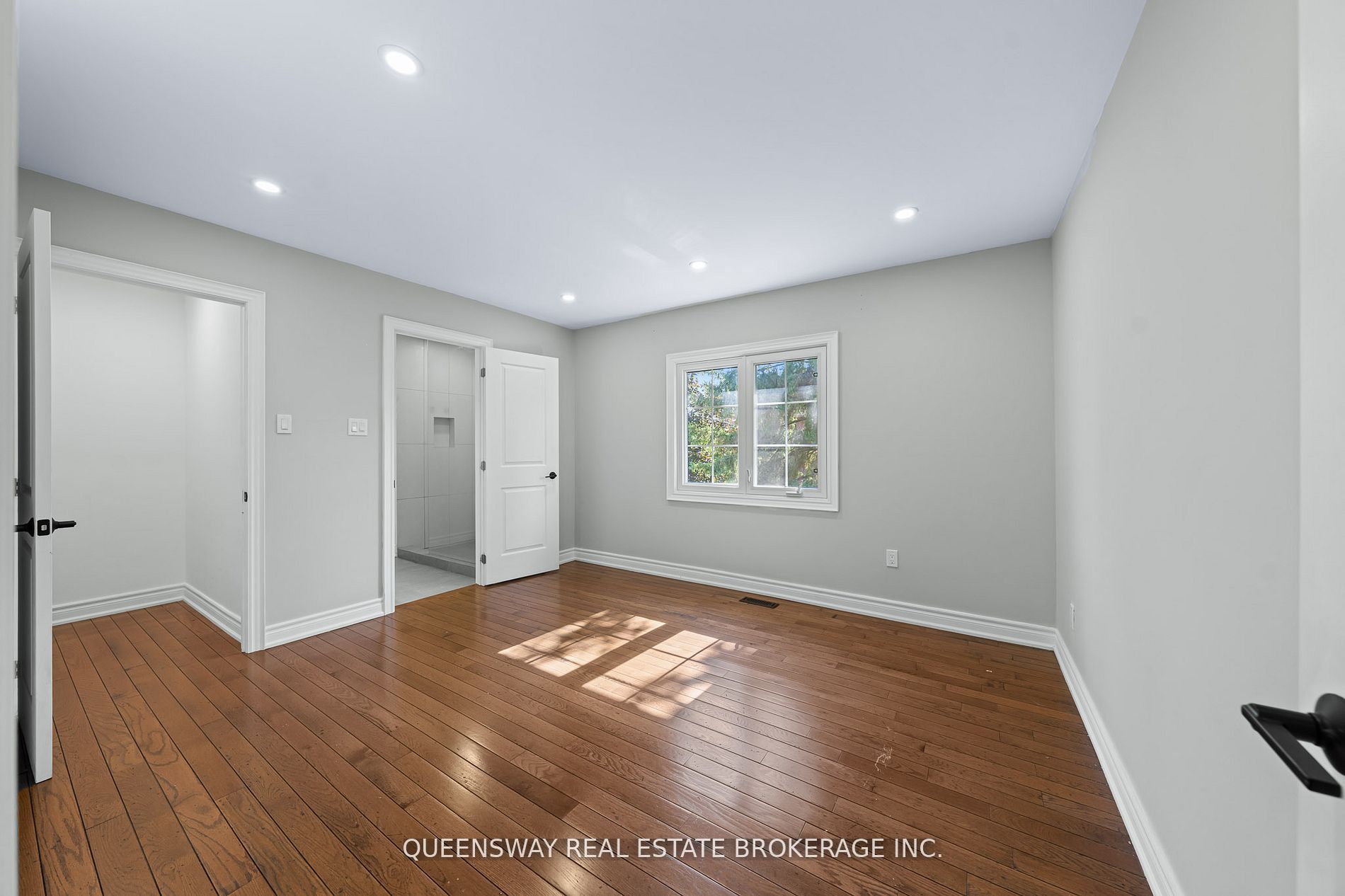 619 Culler Mews Property Photo 30