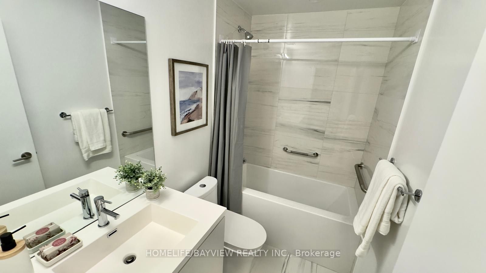 38 Honeycrisp Crescent 512 Property Photo 7