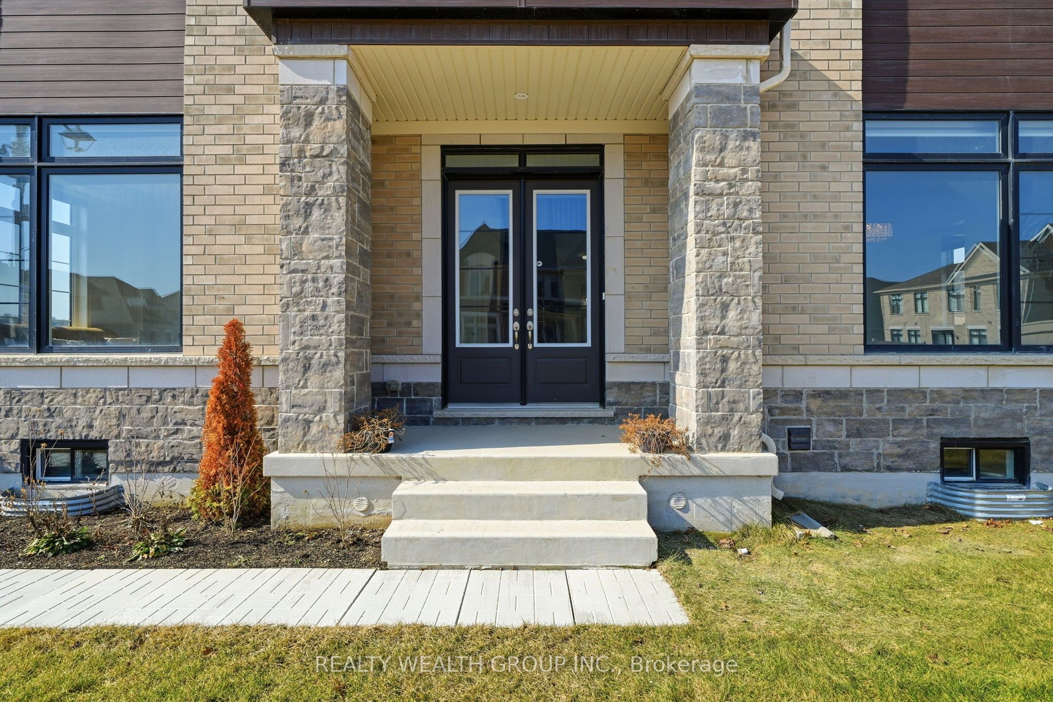 20 Magnolia Avenue Property Photo 3