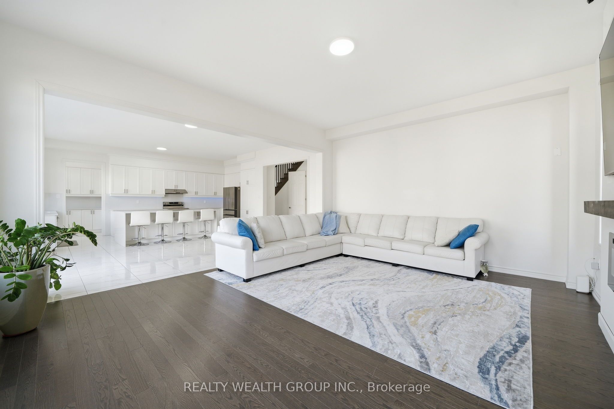 20 Magnolia Avenue Property Photo 6