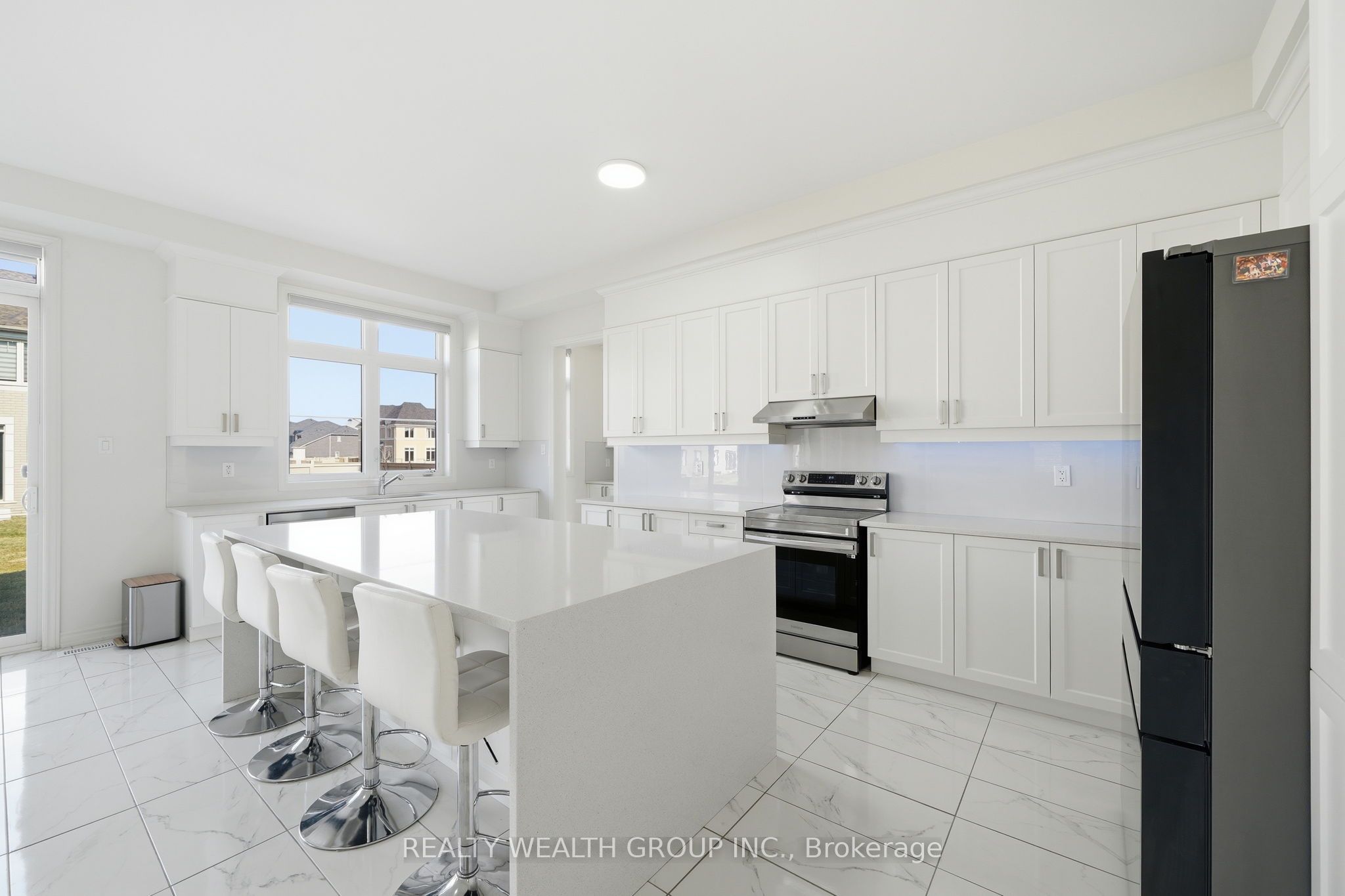 20 Magnolia Avenue Property Photo 8