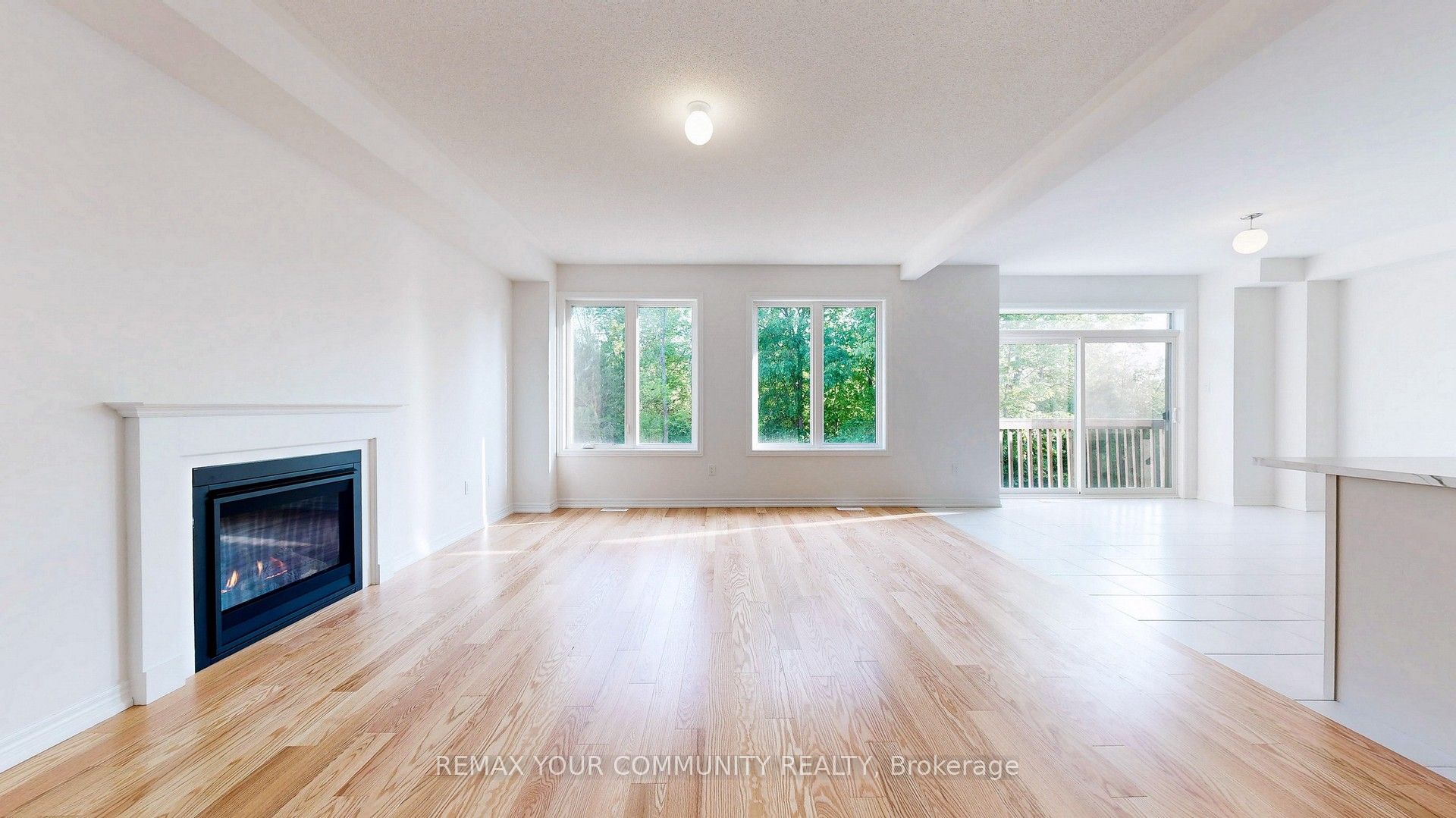 24 Baycroft Boulevard Property Photo 8