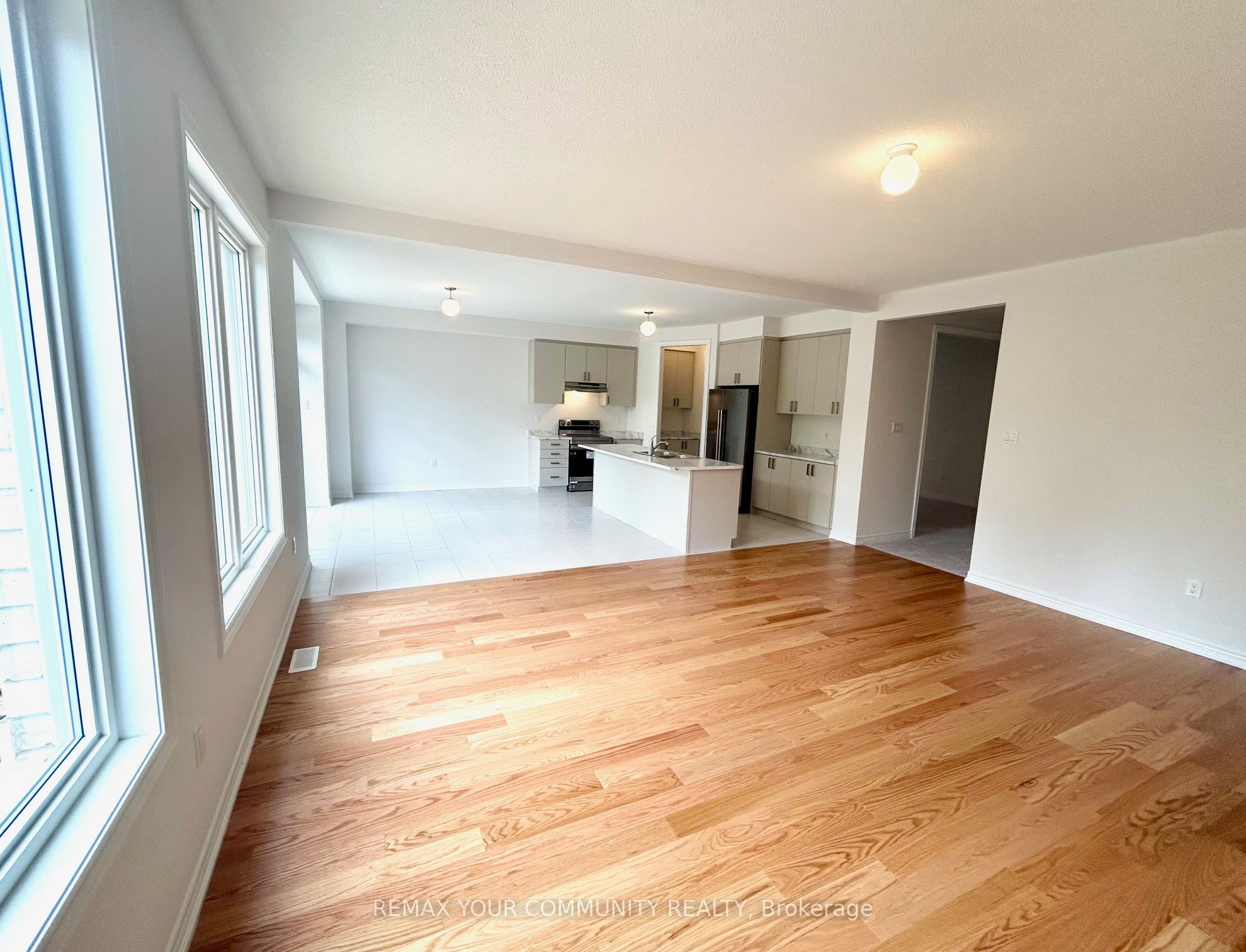 24 Baycroft Boulevard Property Photo 11