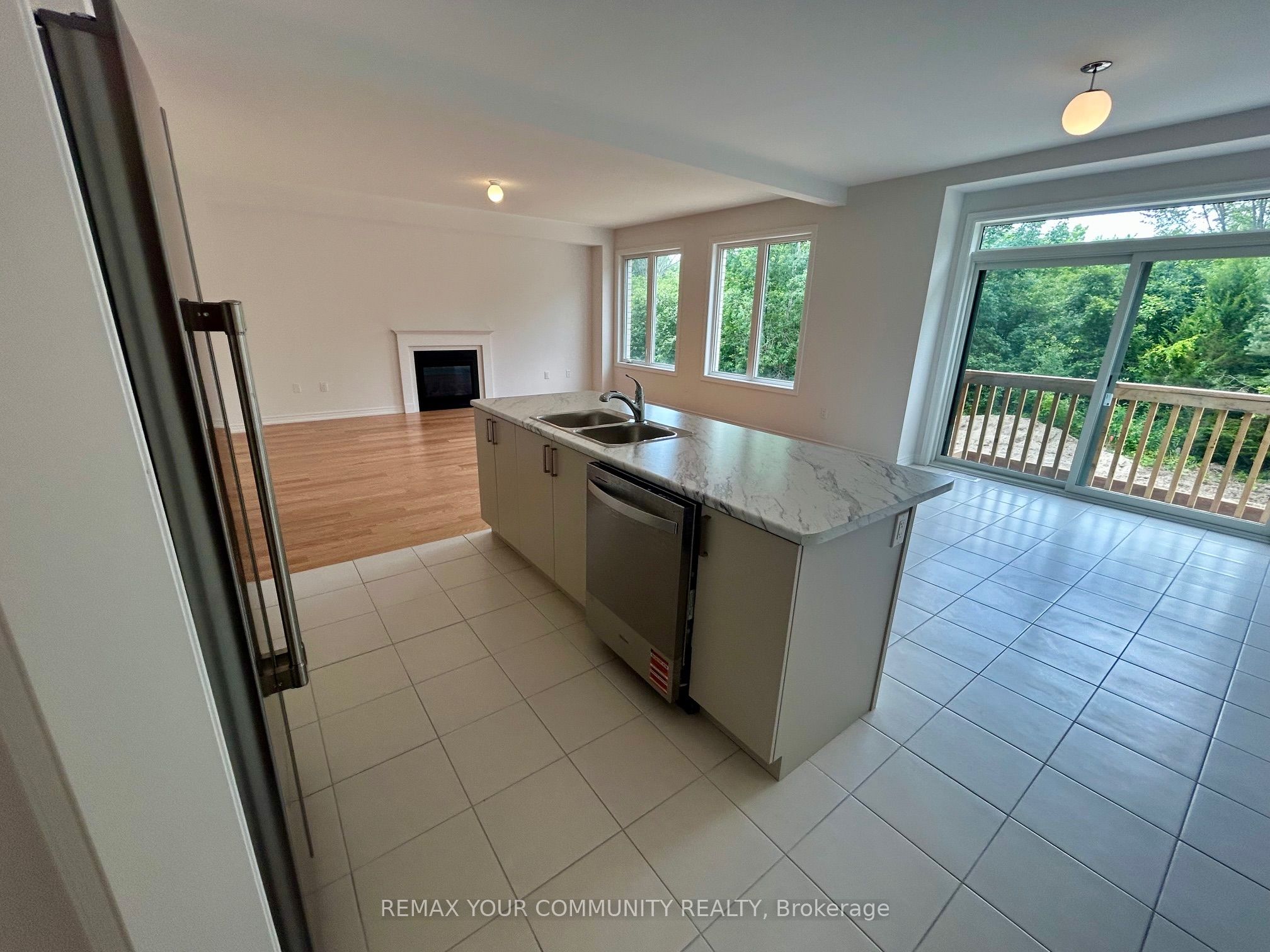 24 Baycroft Boulevard Property Photo 15