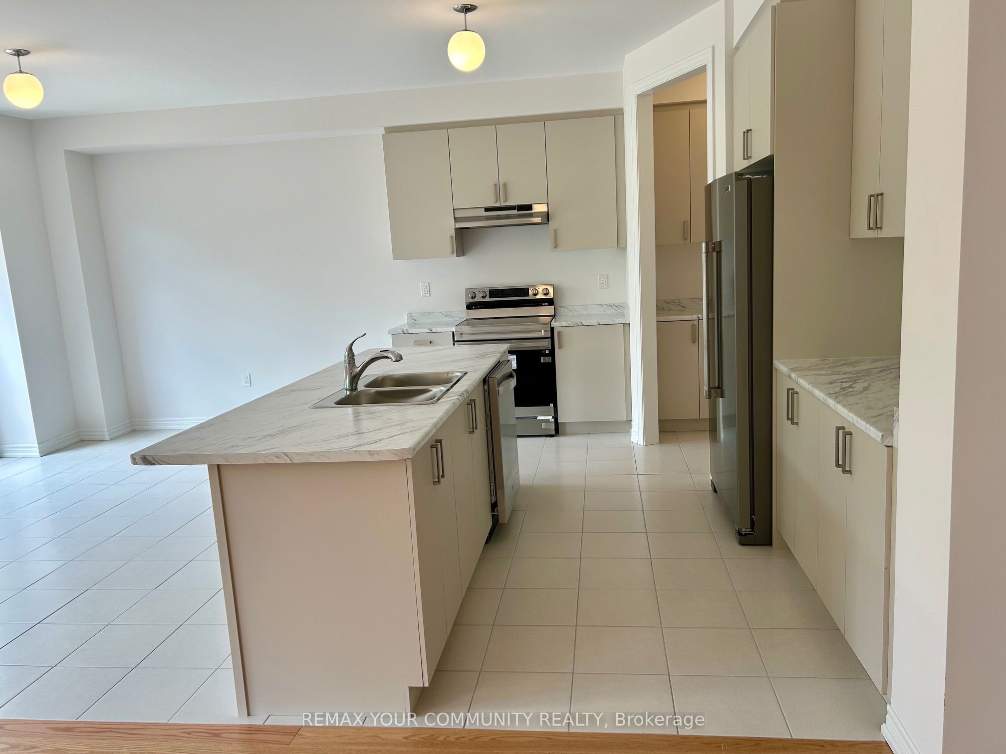 24 Baycroft Boulevard Property Photo 16